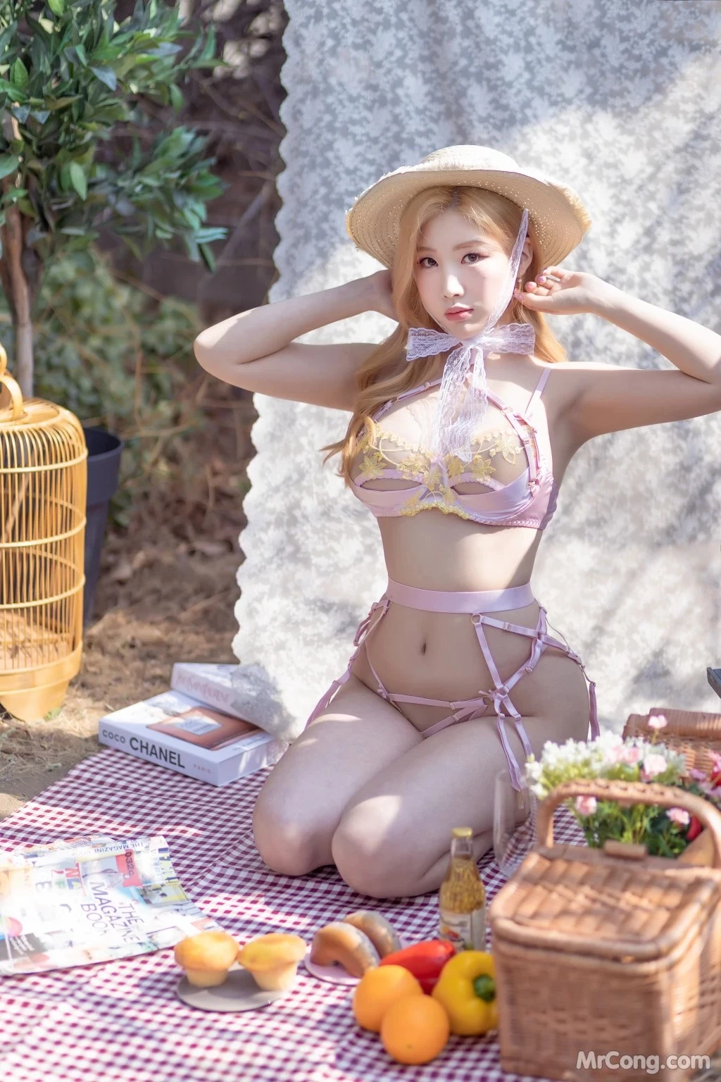 Yebin [전예빈] Picnic With Love [70P]