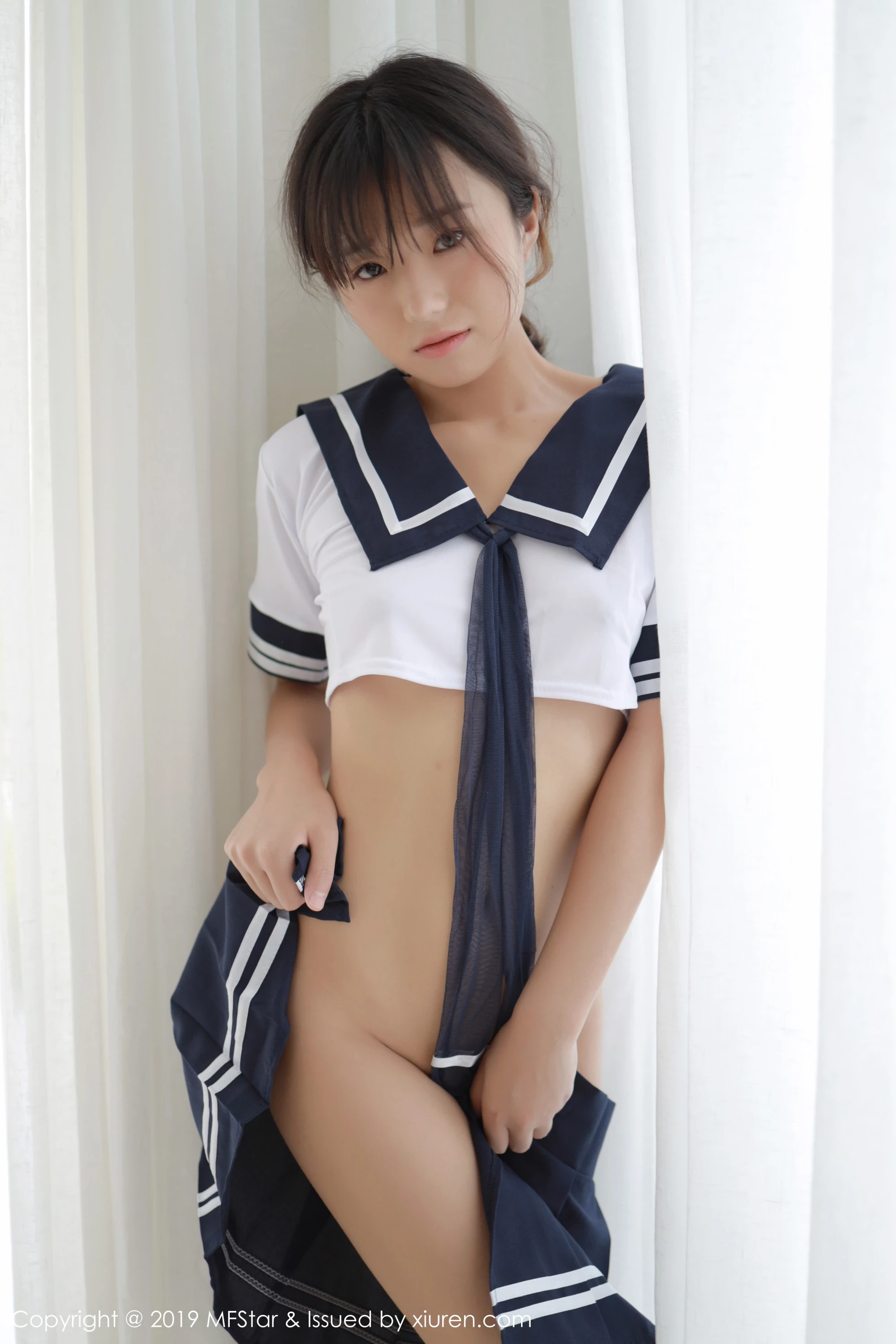 [MFStar模范学院系列]2019.06.24 VOL.198 Baileys 香儿 性感写真[43P]