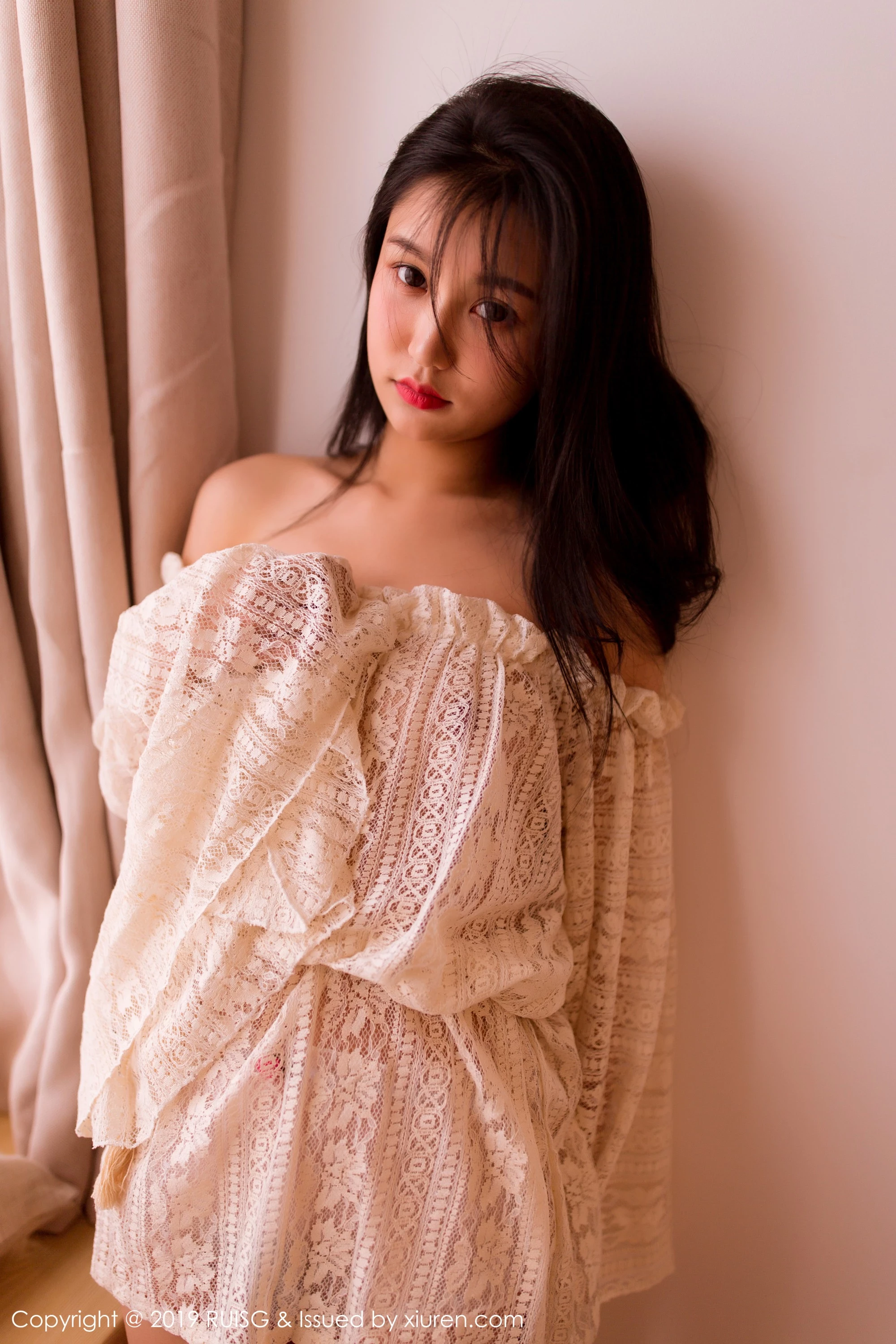 [RUISG瑞丝馆系列]2019.06.19 Vol.066 深紫Julie 性感写真[43P]