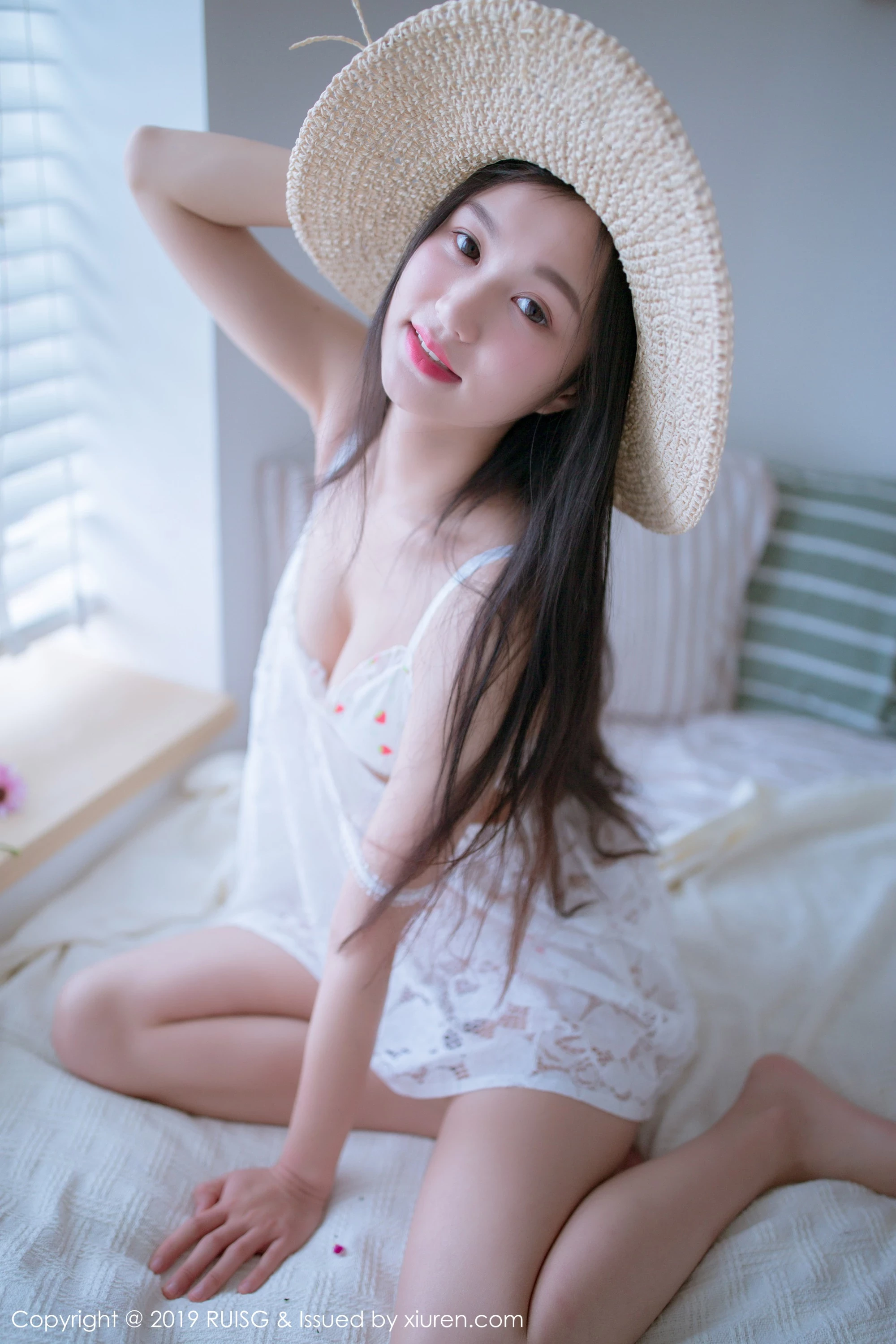 [RUISG瑞丝馆]2019.06.25 Vol.068 深紫Julie [50P]