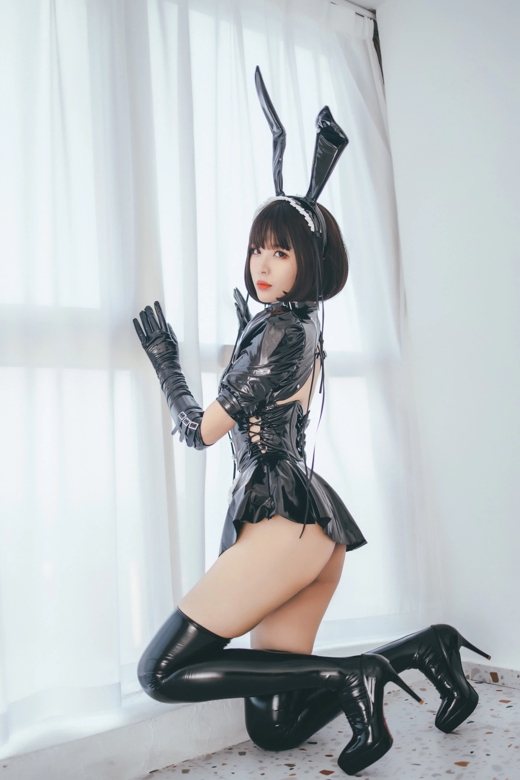 Xansoon 轩萧学姐 – Bunny girl maid 兔女郎女仆 [52P]