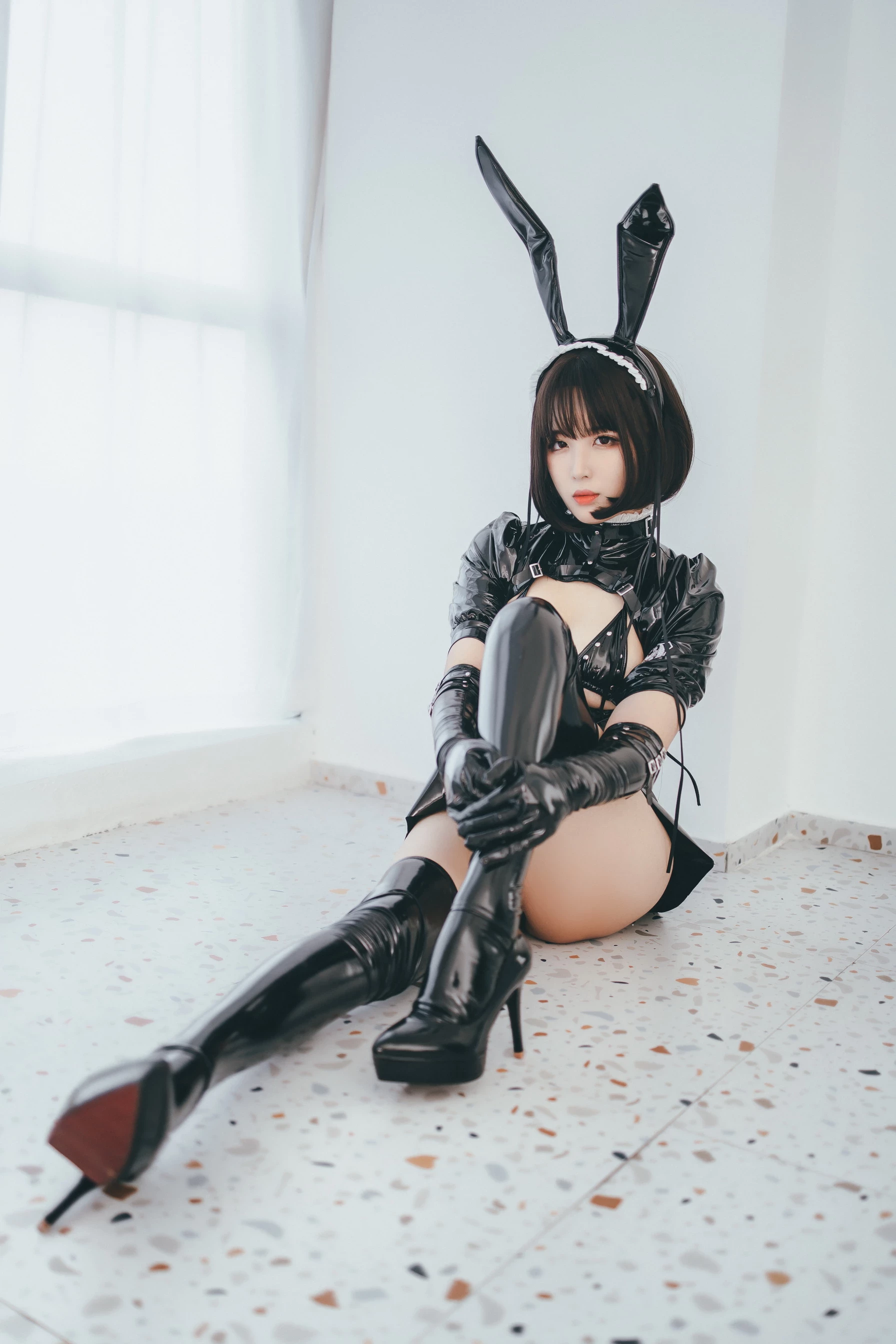 Xansoon 轩萧学姐 – Bunny girl maid 兔女郎女仆 [52P]