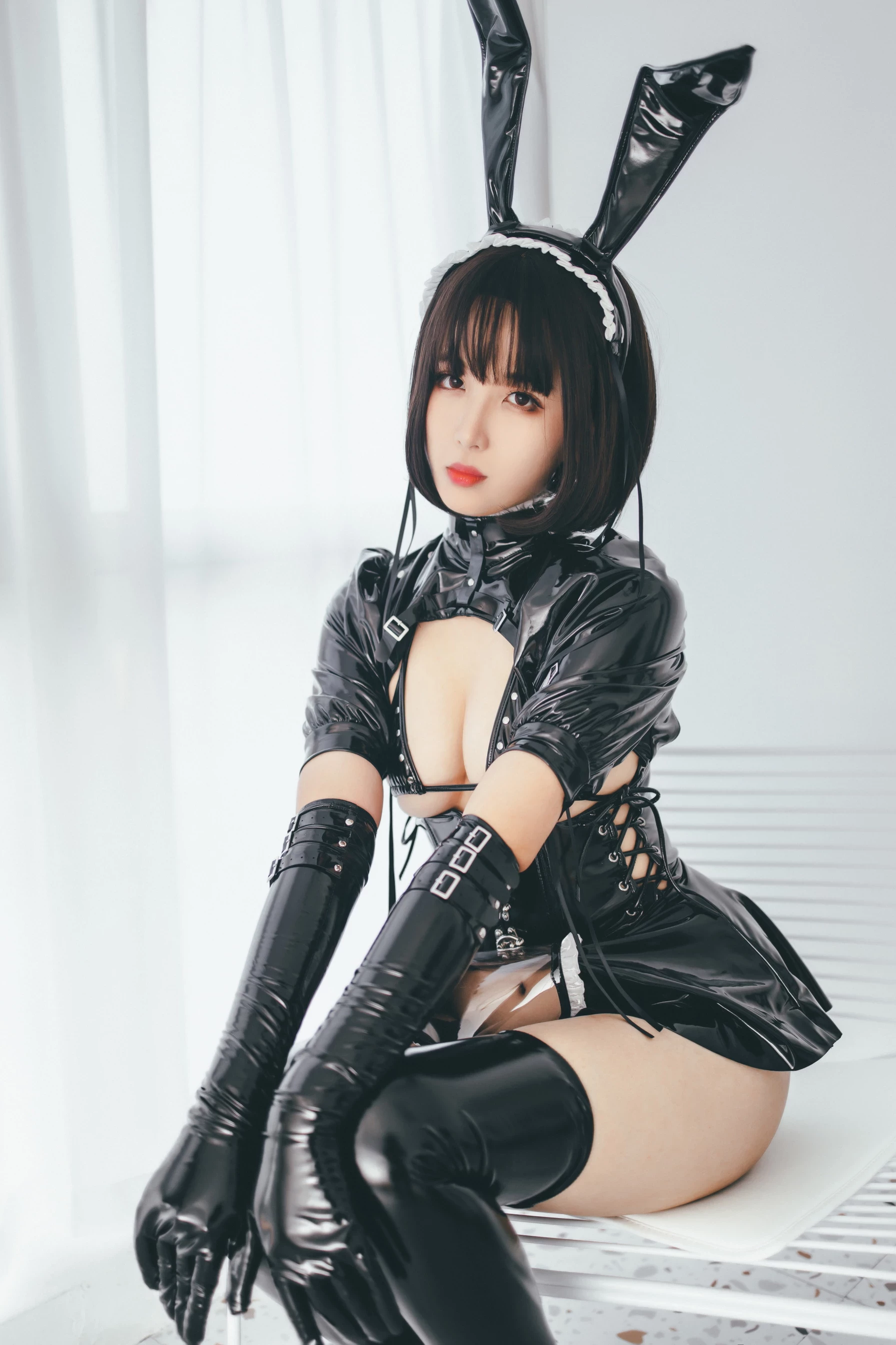 Xansoon 轩萧学姐 – Bunny girl maid 兔女郎女仆 [52P]