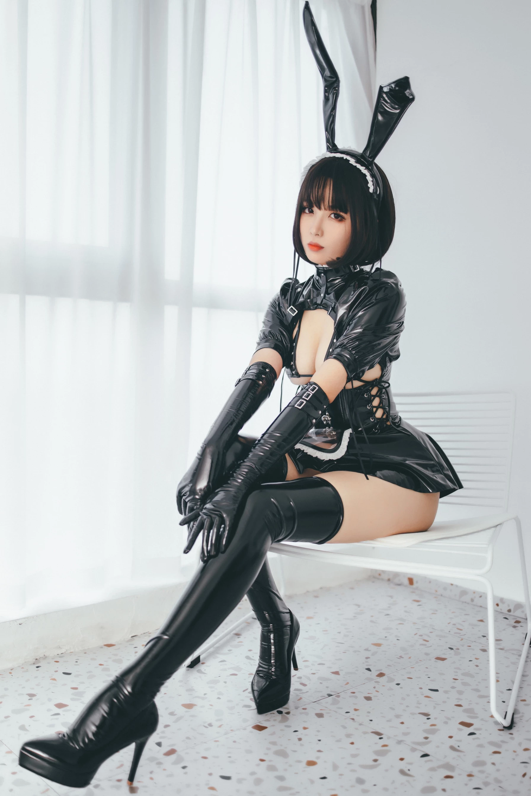 Xansoon 轩萧学姐 – Bunny girl maid 兔女郎女仆 [52P]