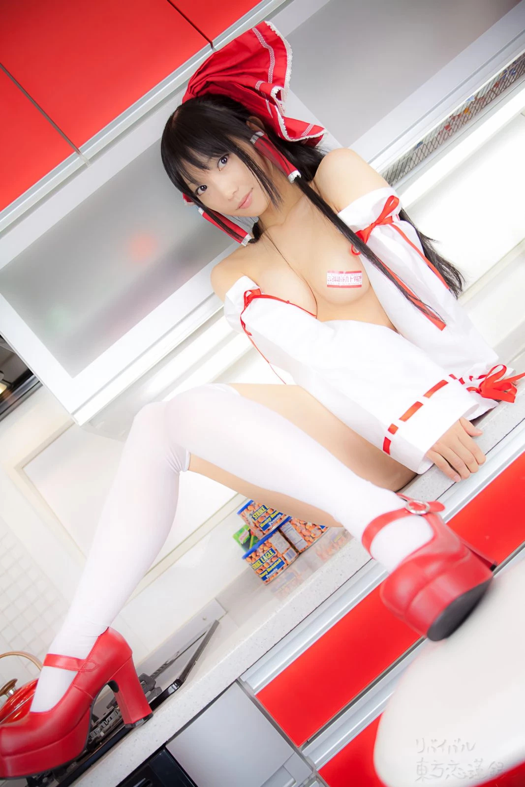 lenfried touhou hakurei reimu sexy ero cosplay