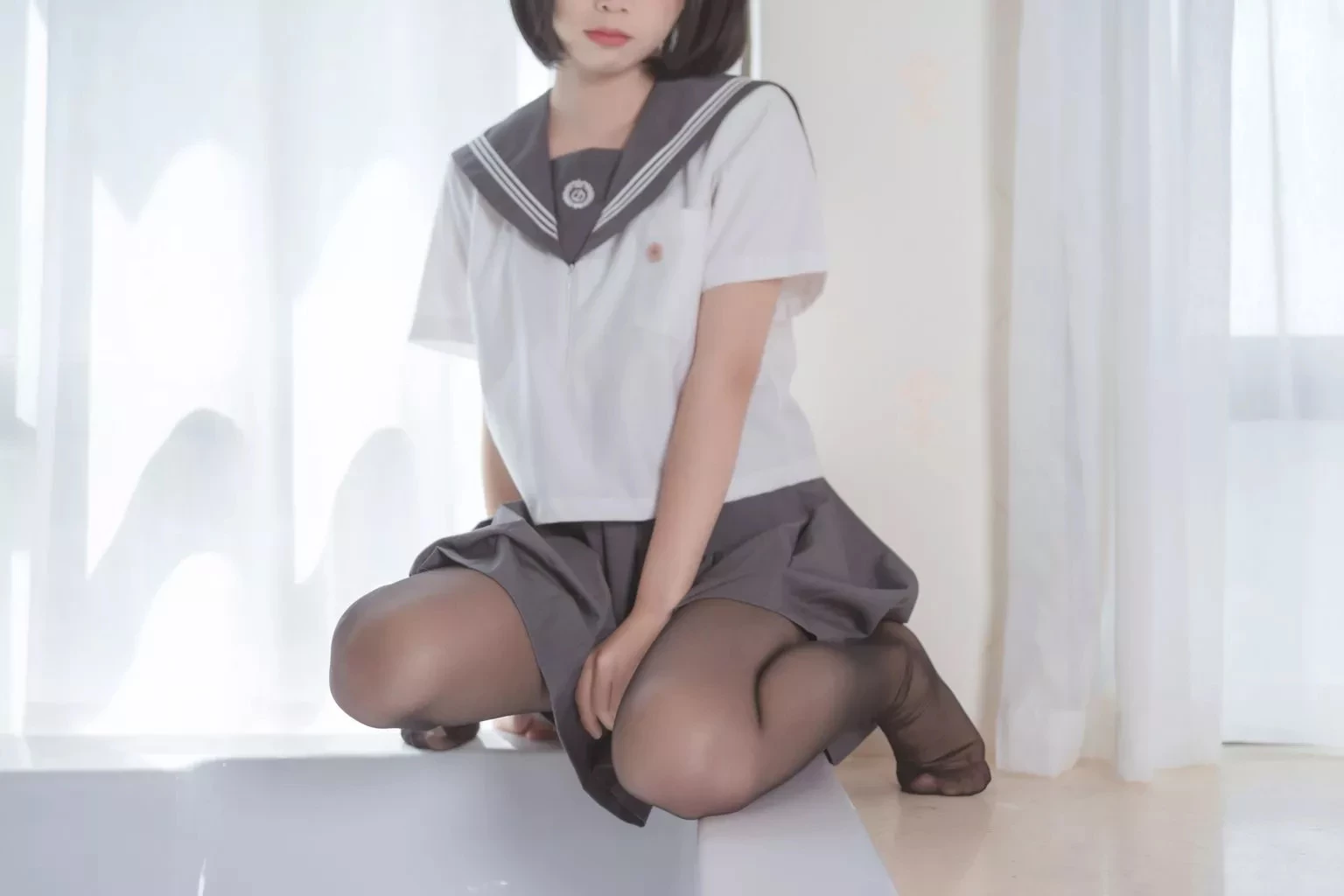 面饼仙儿 – 脑内少女 黑丝JK 画像25枚