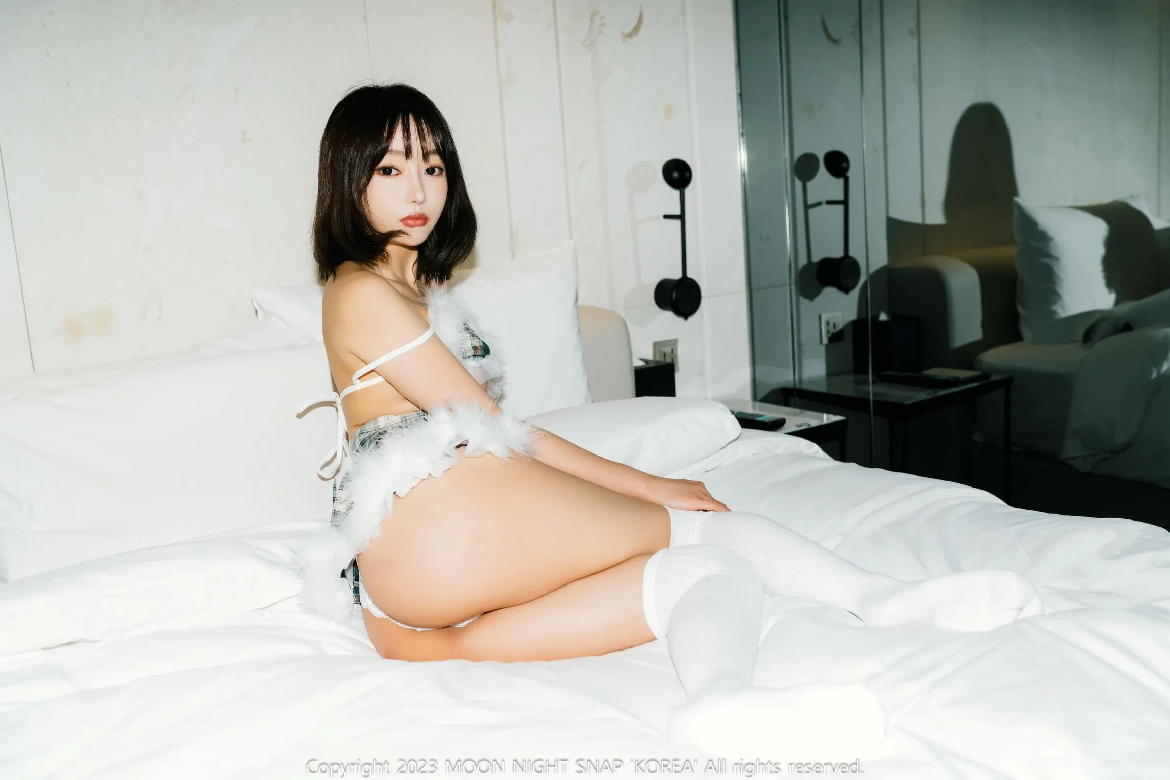 [Moon Night Snap] Jucy [쥬시]： Mature Rabbit [86 photos]