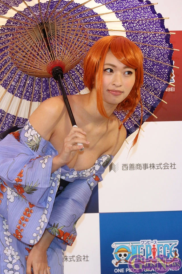 2015年4月22日[写真]仓持由香Cosplay爆乳娜美代言“ONE PIECE”浴衣 [23P]