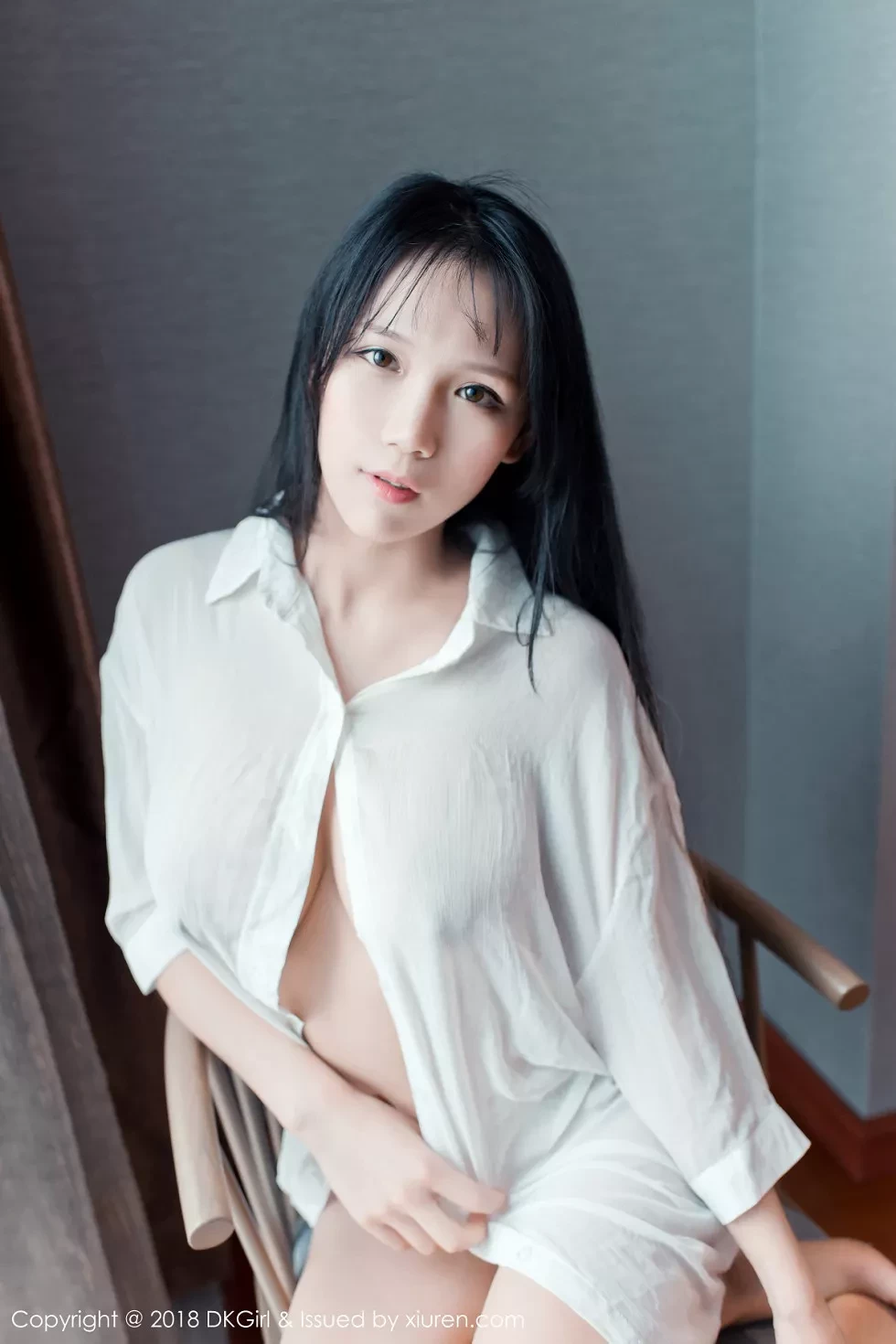 [DKGirl御女郎]Vol.070_嫩模李可可性感白衬衣 红色围巾真空秀傲人豪乳诱惑写真48P