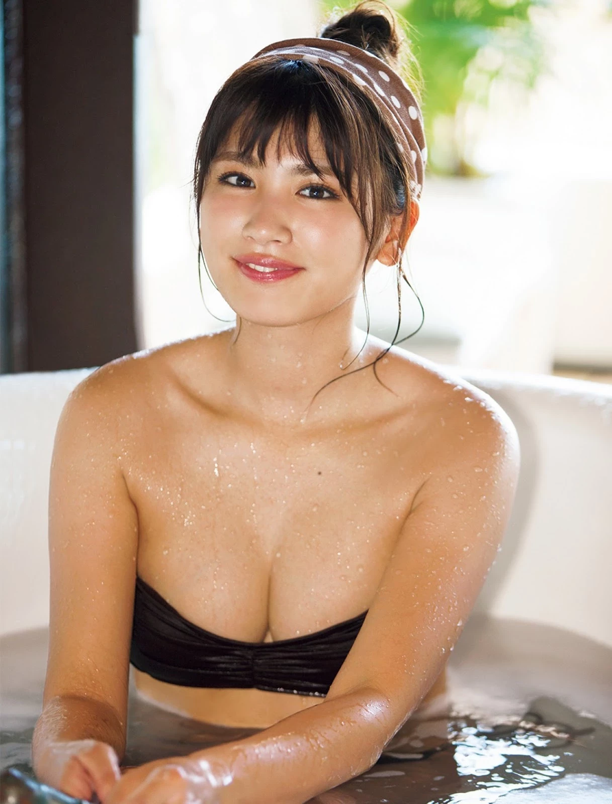 Ikumi Hisamatsu 久松郁実, FRIDAY 2019.05.10 [フライデー 2019年5月10日号]