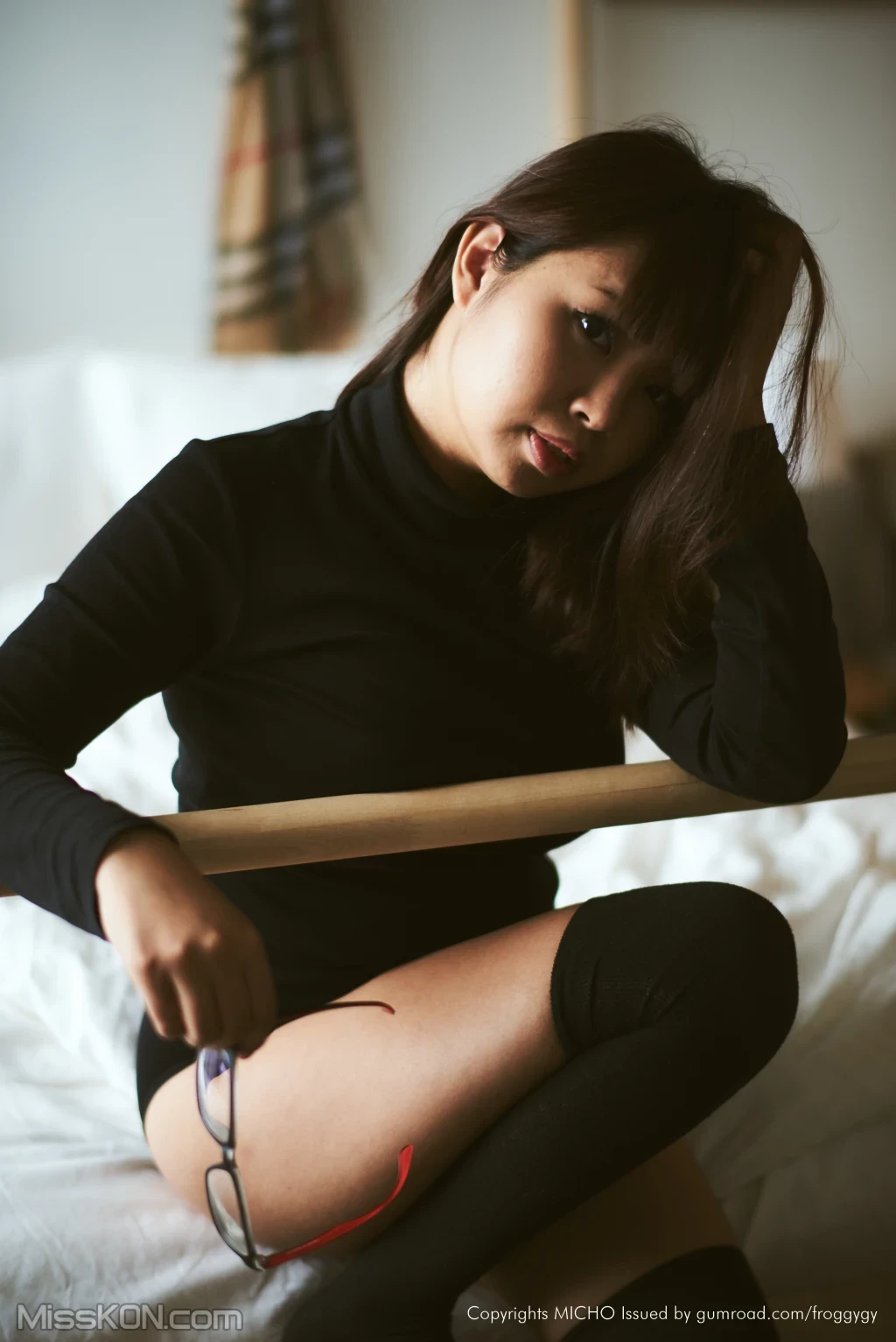 Micho Teh Vol.1： Glasses & Black Turtleneck [59 photos]