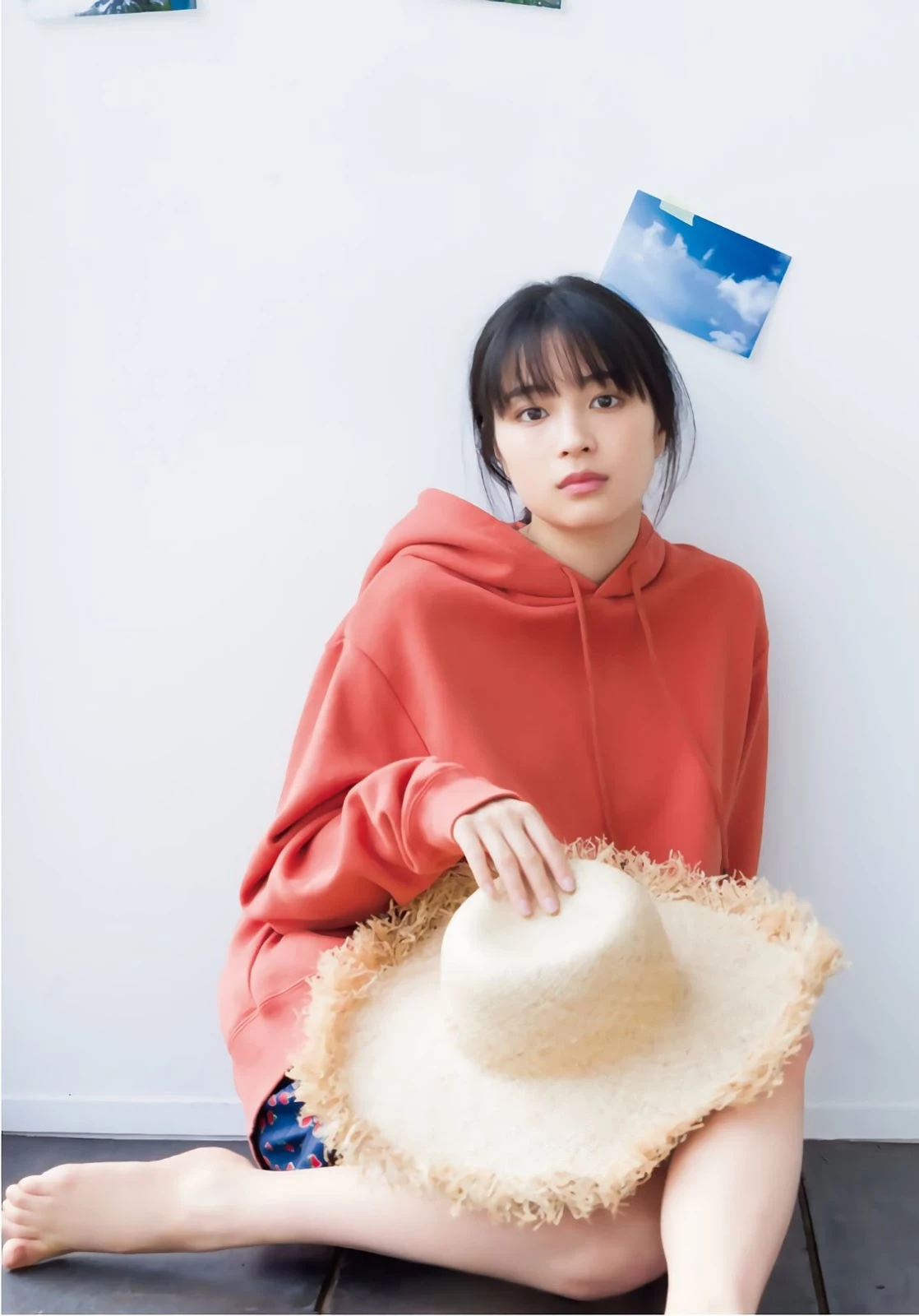 Suzu Hirose 広瀬すず, Shonen Magazine 2019 No.17 [少年マガジン 2019年17号]