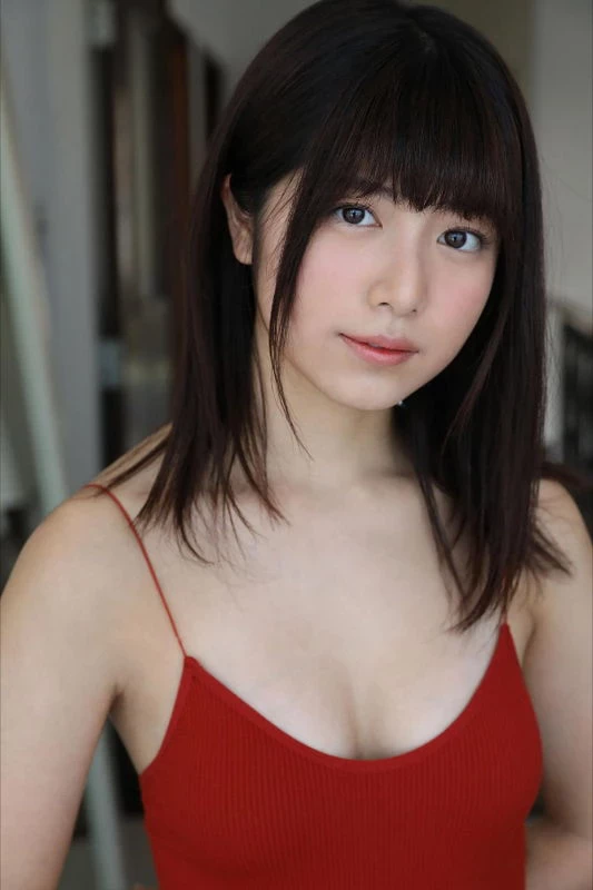 吉田莉桜 日本一かわいい高校一年生グランプリ吉田莉桜 今最も辉く17歳のビキニグ...