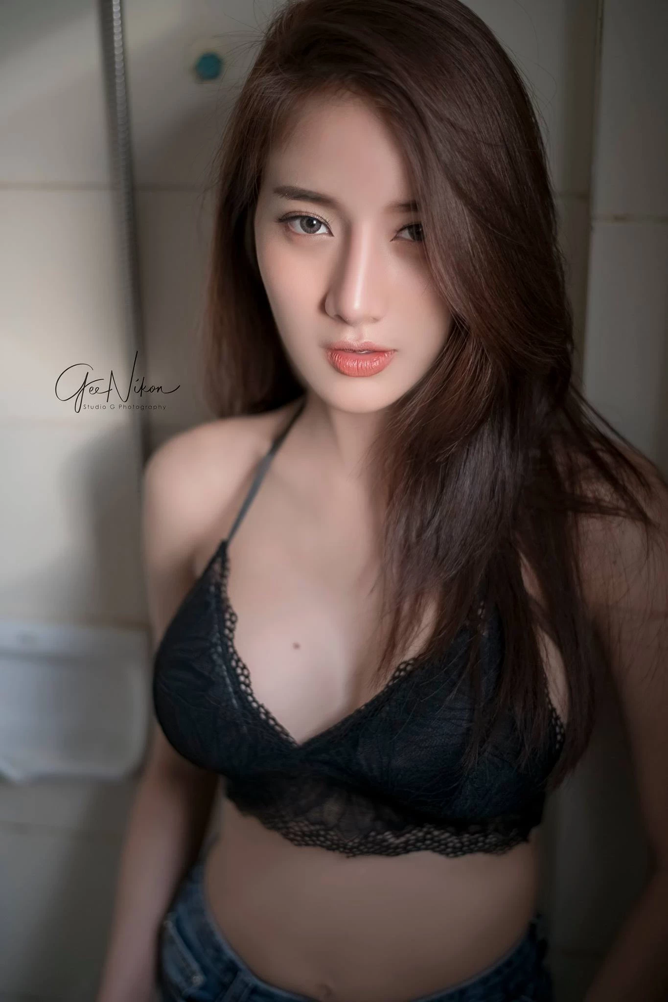 泰国模特 pichana yoosuk-痴痴地望着你