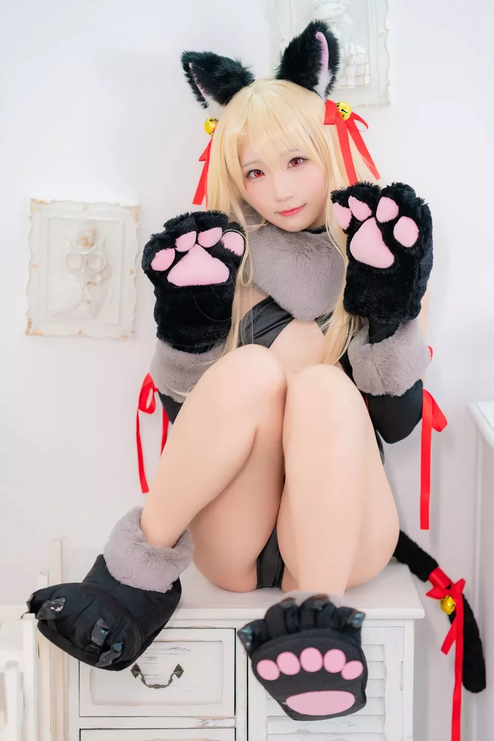 [Cosplay精选]动漫博主Mime弥美猫女郎主题性感开胸内衣秀白嫩肌肤诱惑写真21P