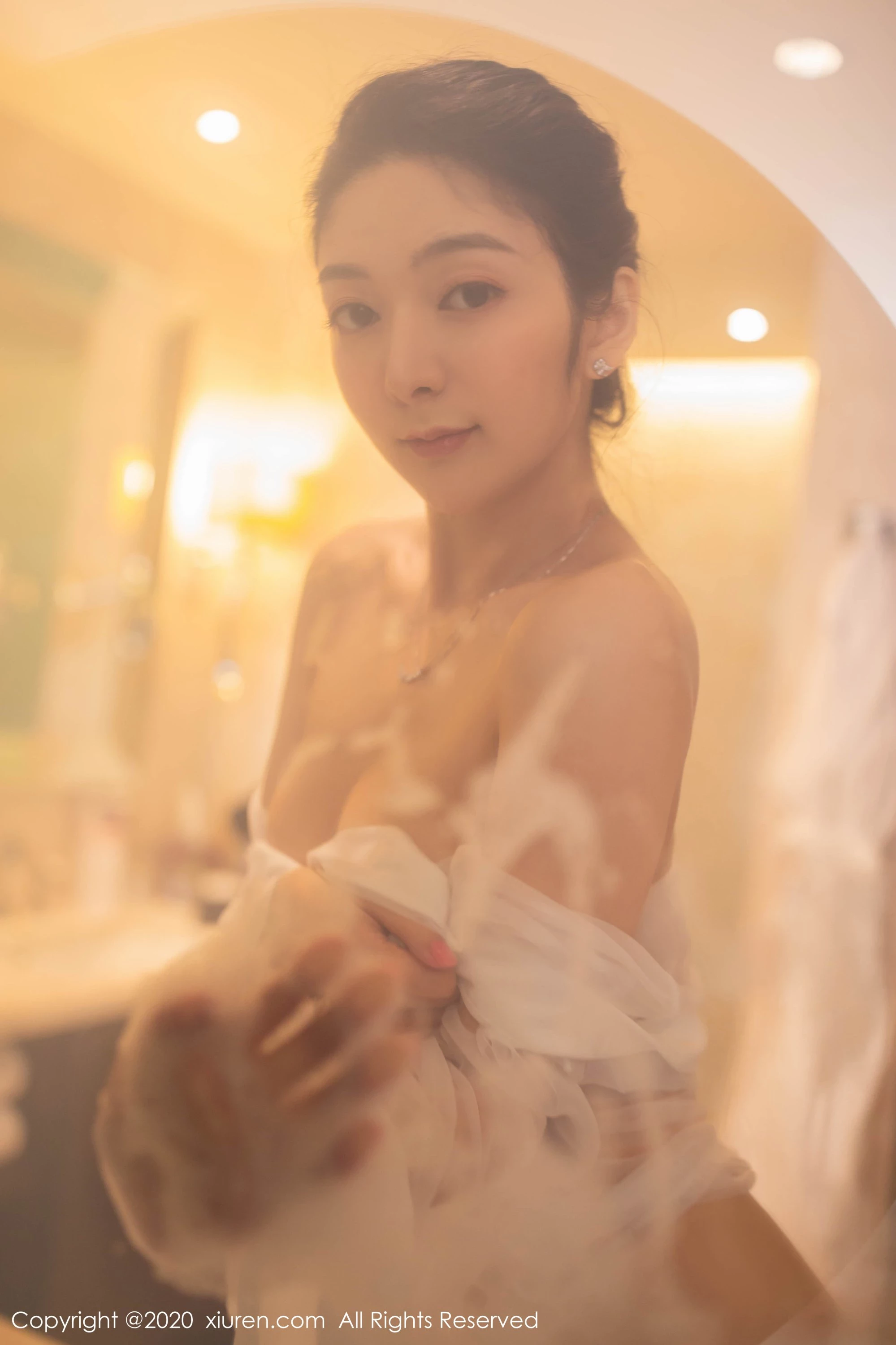 [Xiuren秀人网系列]2020.03.16 No.2063 Angela小热巴 性感写真[63P]