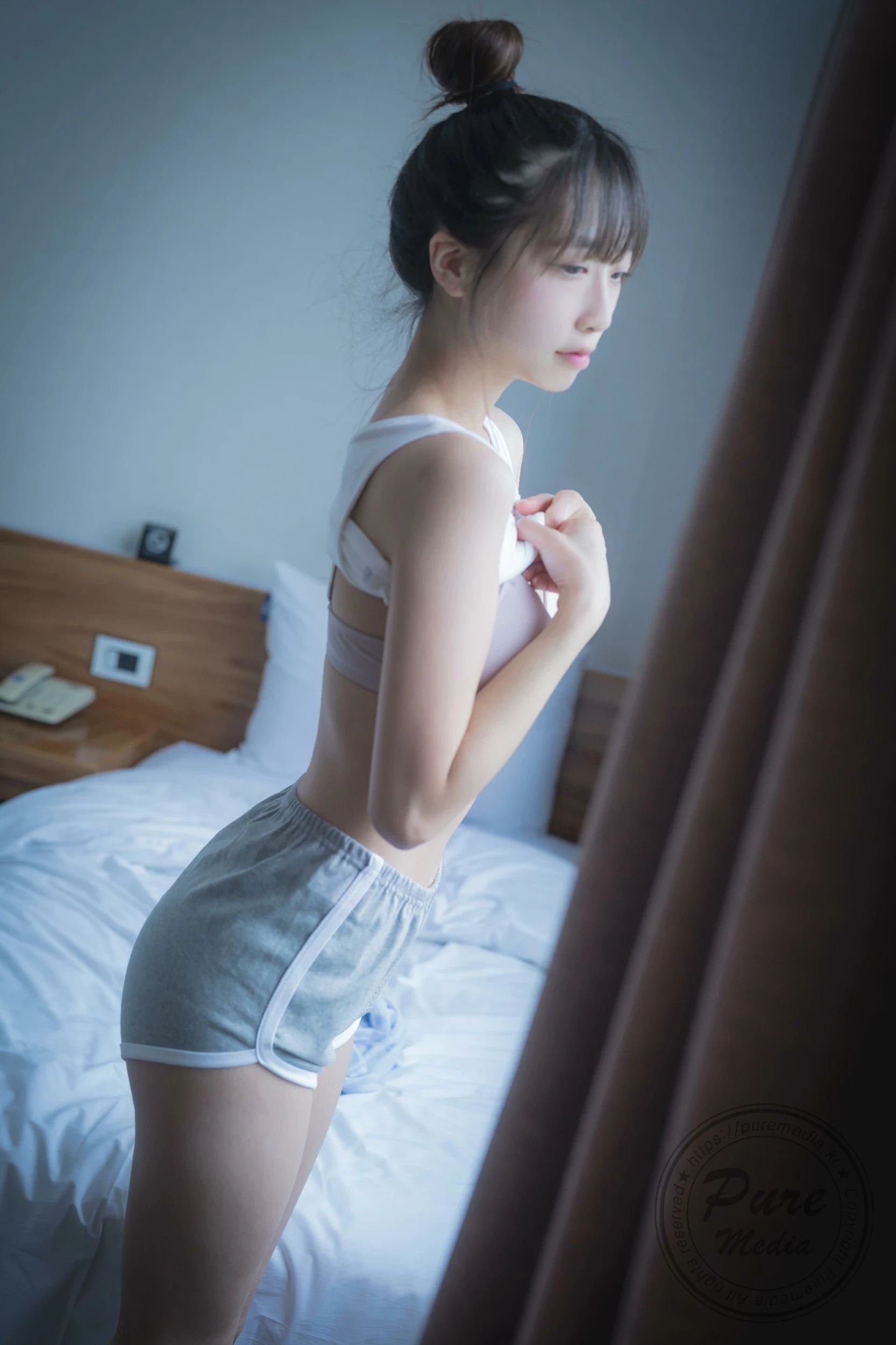 Pure Media Vol.250 Hina [히나] - The Raped Influencer Girl [225P]