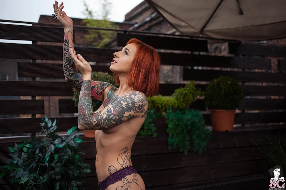 [Suicide Girls] JaneSinner - Amethyst