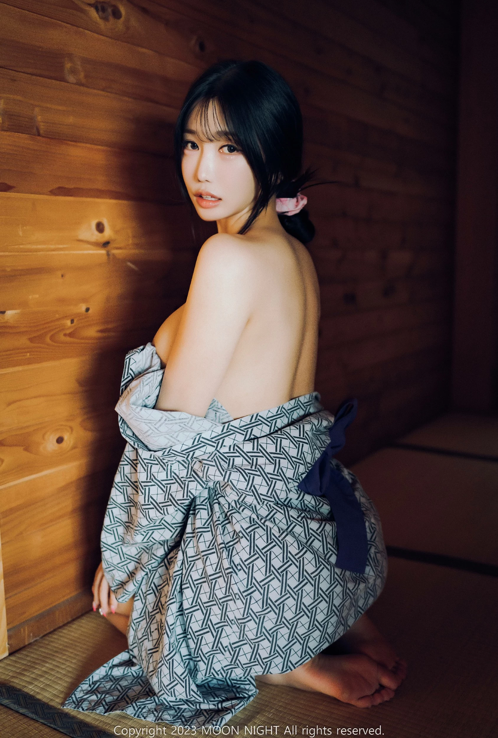 [Moon Night Snap] Yunjin - Digital Photobook [ S.Ver] [84P]