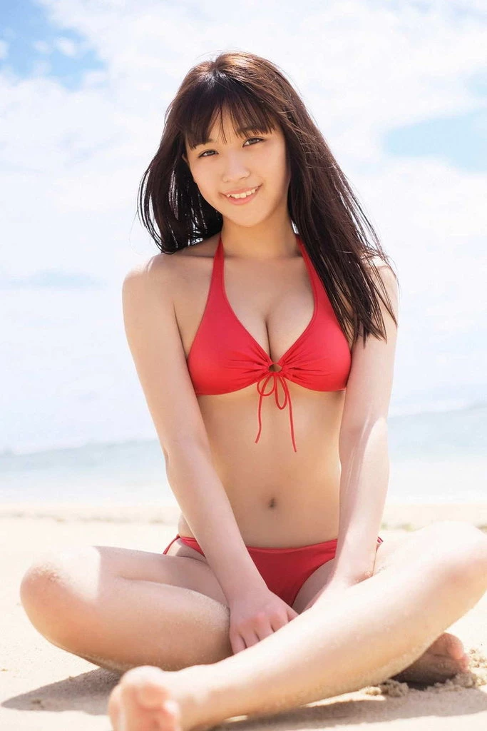 浅川梨奈 波涛汹涌身材 网看了呼喊：太优质