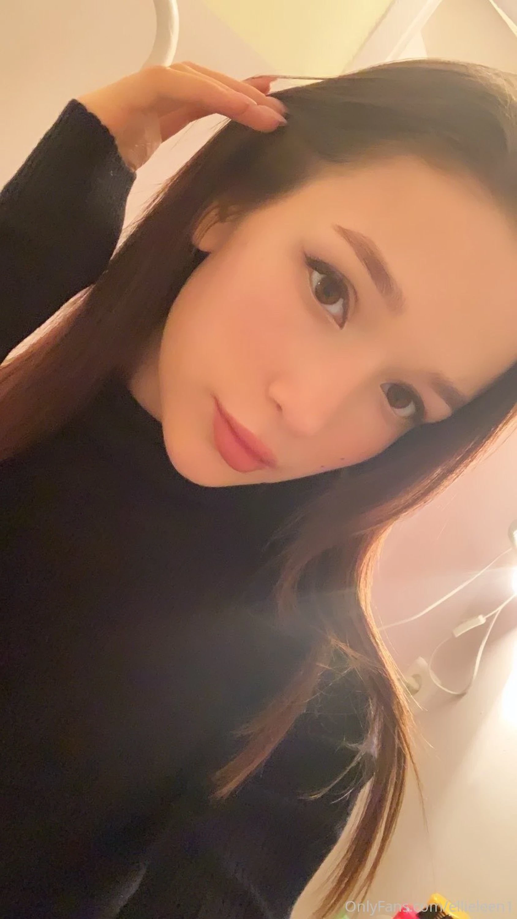 [网络收集系列]福利姬Ellieleen onlyfans《 私拍合集 》大尺度VIP福利帖3[100P]