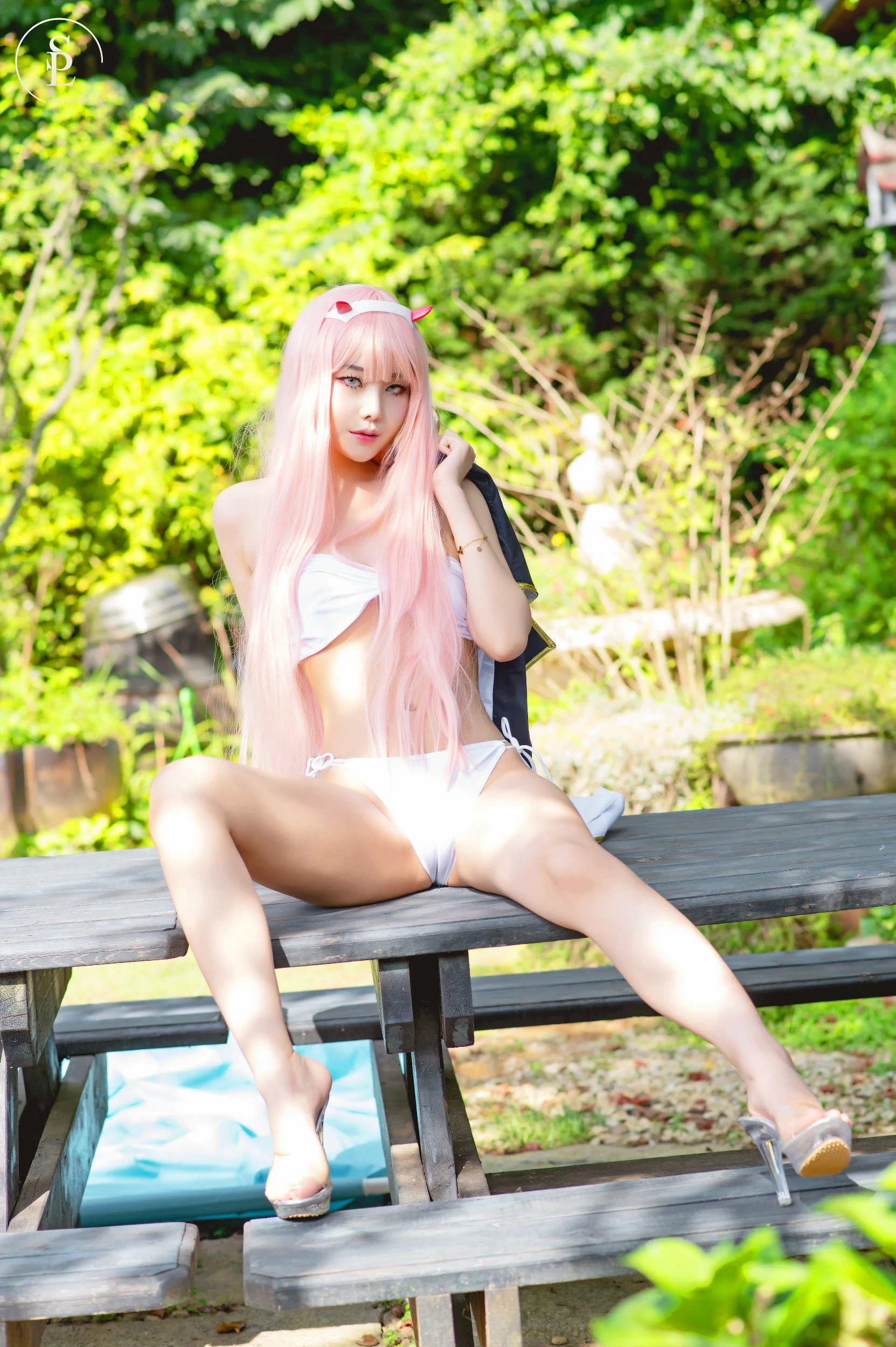 SAINT Photolife - Yuna [유나] - No.10 Zero Two [63P]