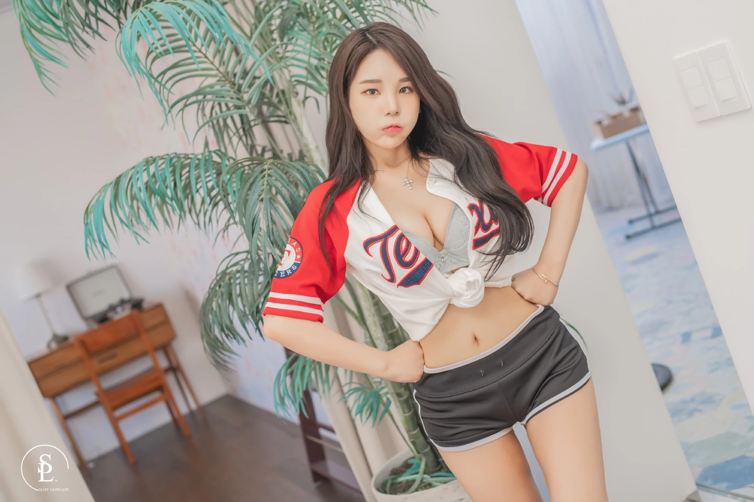 SAINT Photolife - Zzyuri [쮸리] - Vol.20 Homebody [109P]