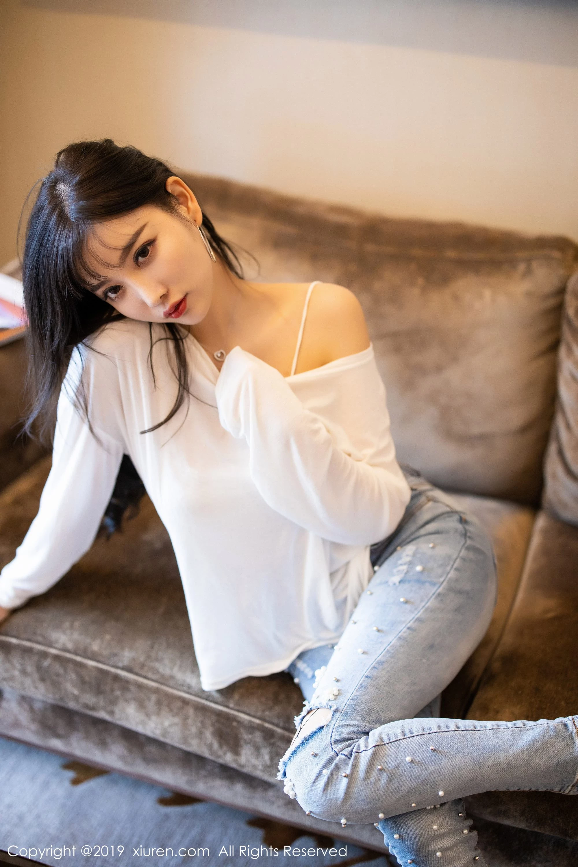 [Xiuren秀人网系列]2019.10.22 No.1746 杨晨晨sugar完整版无水印写真[97P]