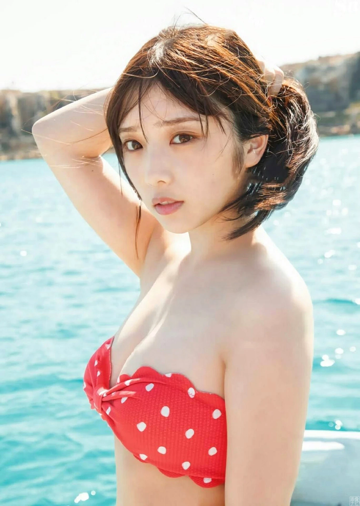 乃木坂46与田祐希 想定以上の冲撃的な爆乳ビキニ--2020 2 26追加 ここから--