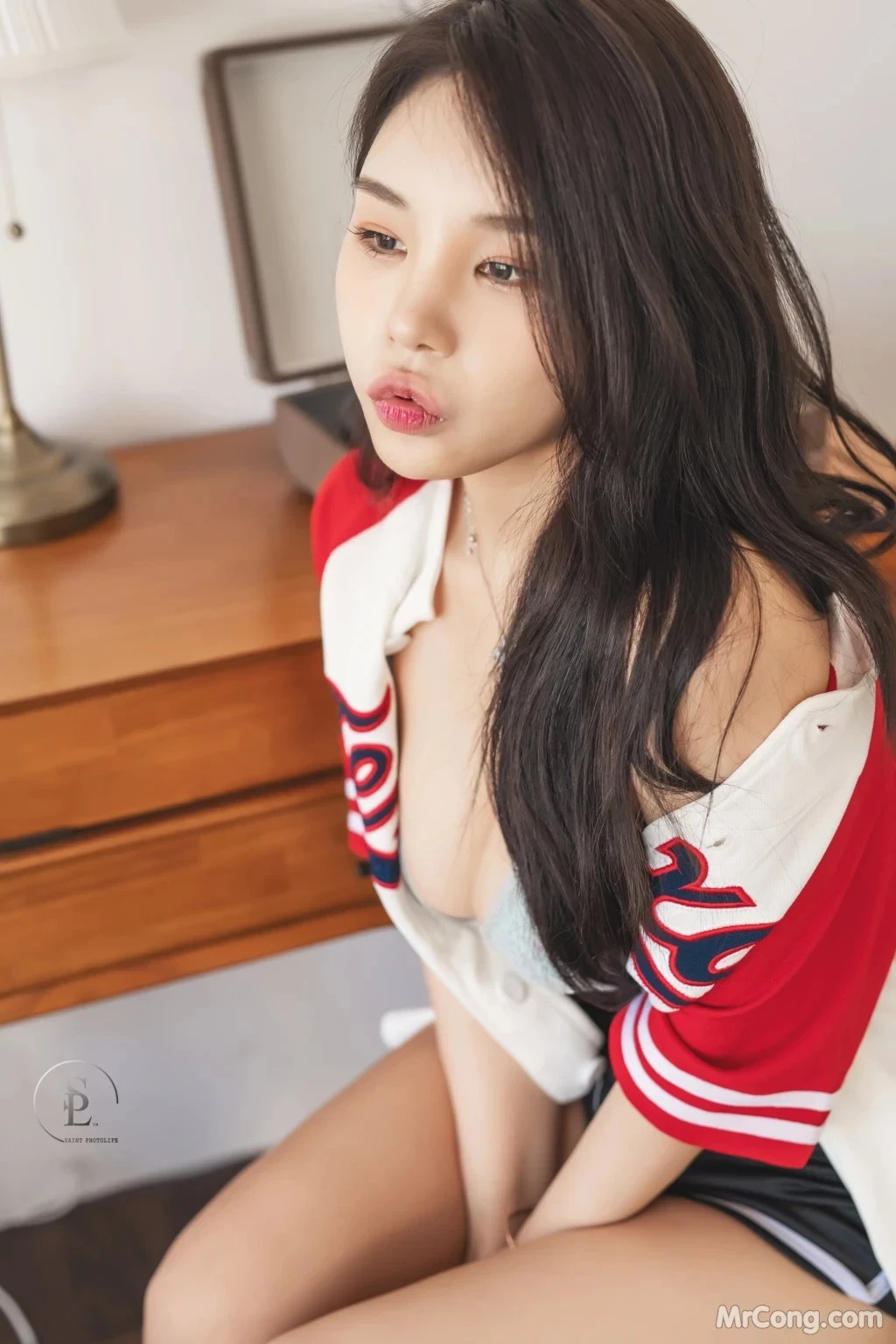 SAINT Photolife - Zzyuri [쮸리] Vol.20 Homebody [108P]