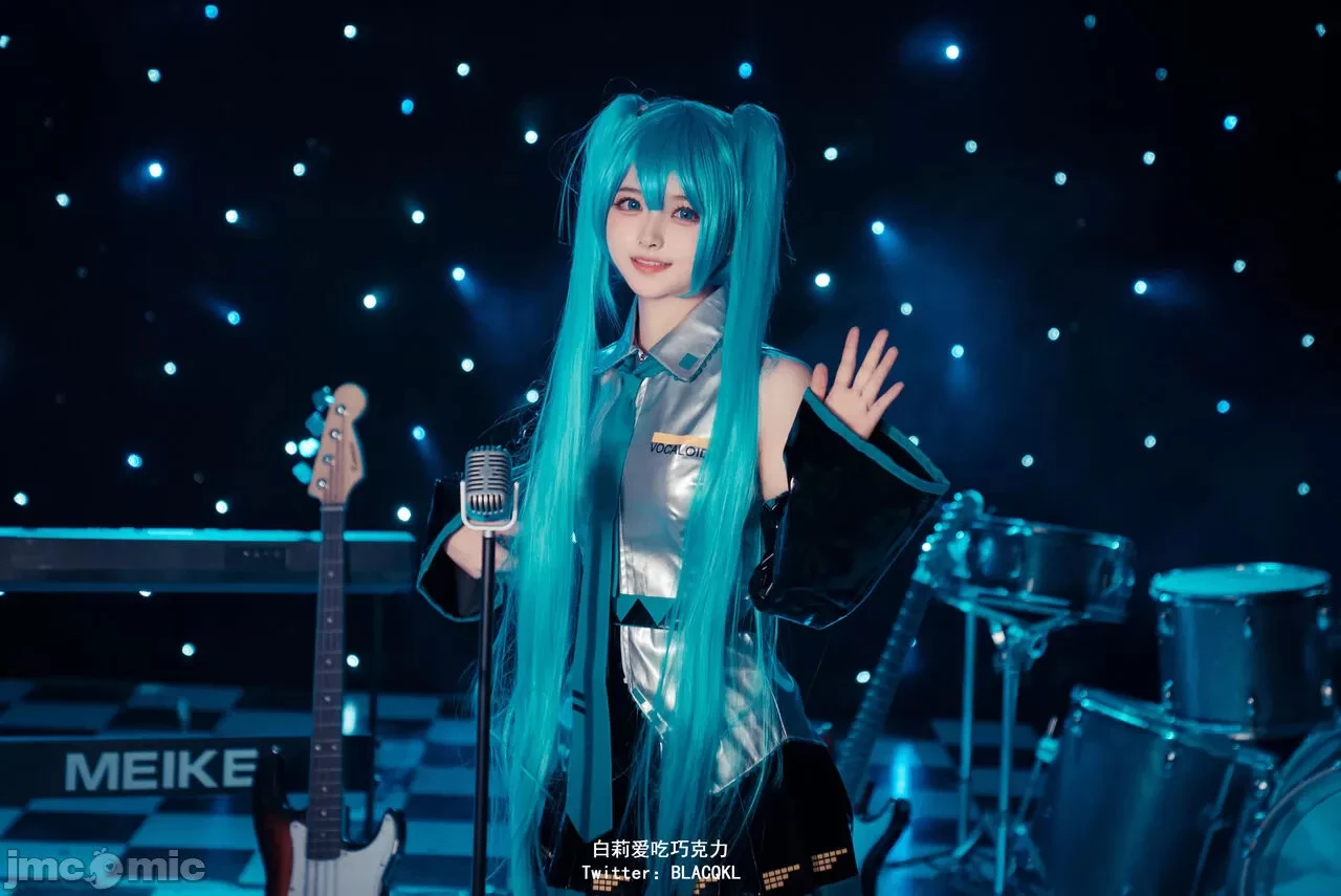 白莉爱吃巧克力 - miku [102P]