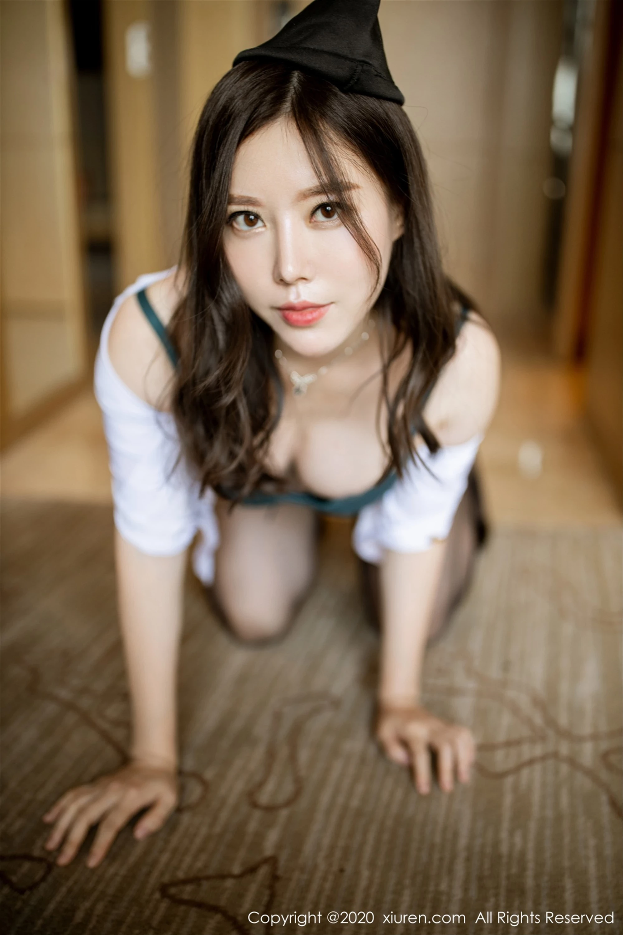 [Xiuren秀人网系列]2020.08.13 N0.2438 白茹雪Abby 完整版无水印写真[37P]