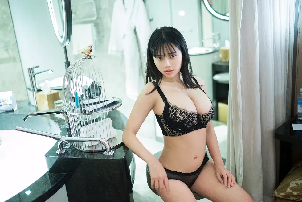 推女郎第74期_蜀女嫩模林萌萌笑容灿烂萌颜巨乳性感内衣写真30P