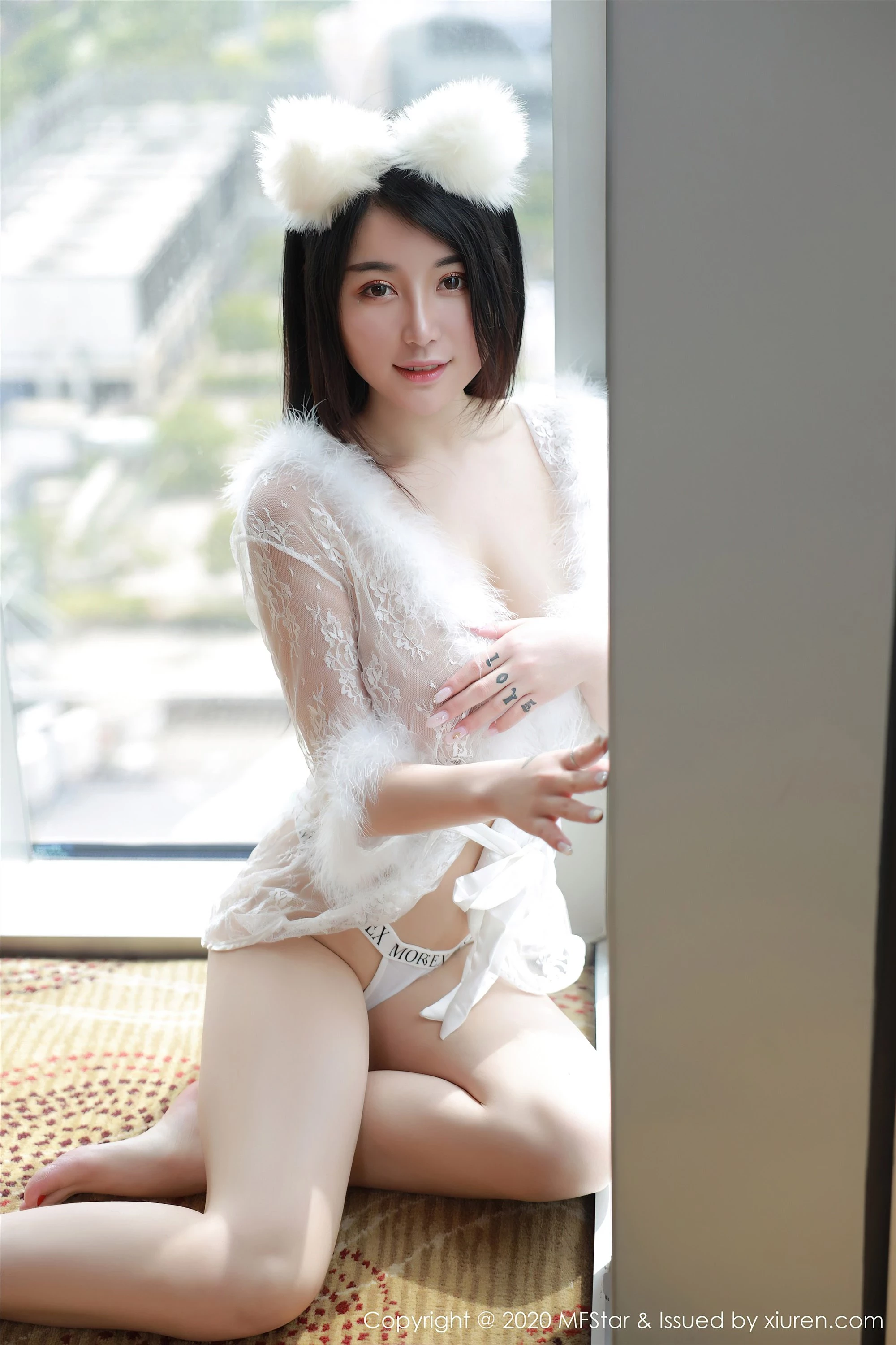 [MFStar模范学院系列]2020-07-23 Vol.353 美七Mia 完整版无水印写真[46P]