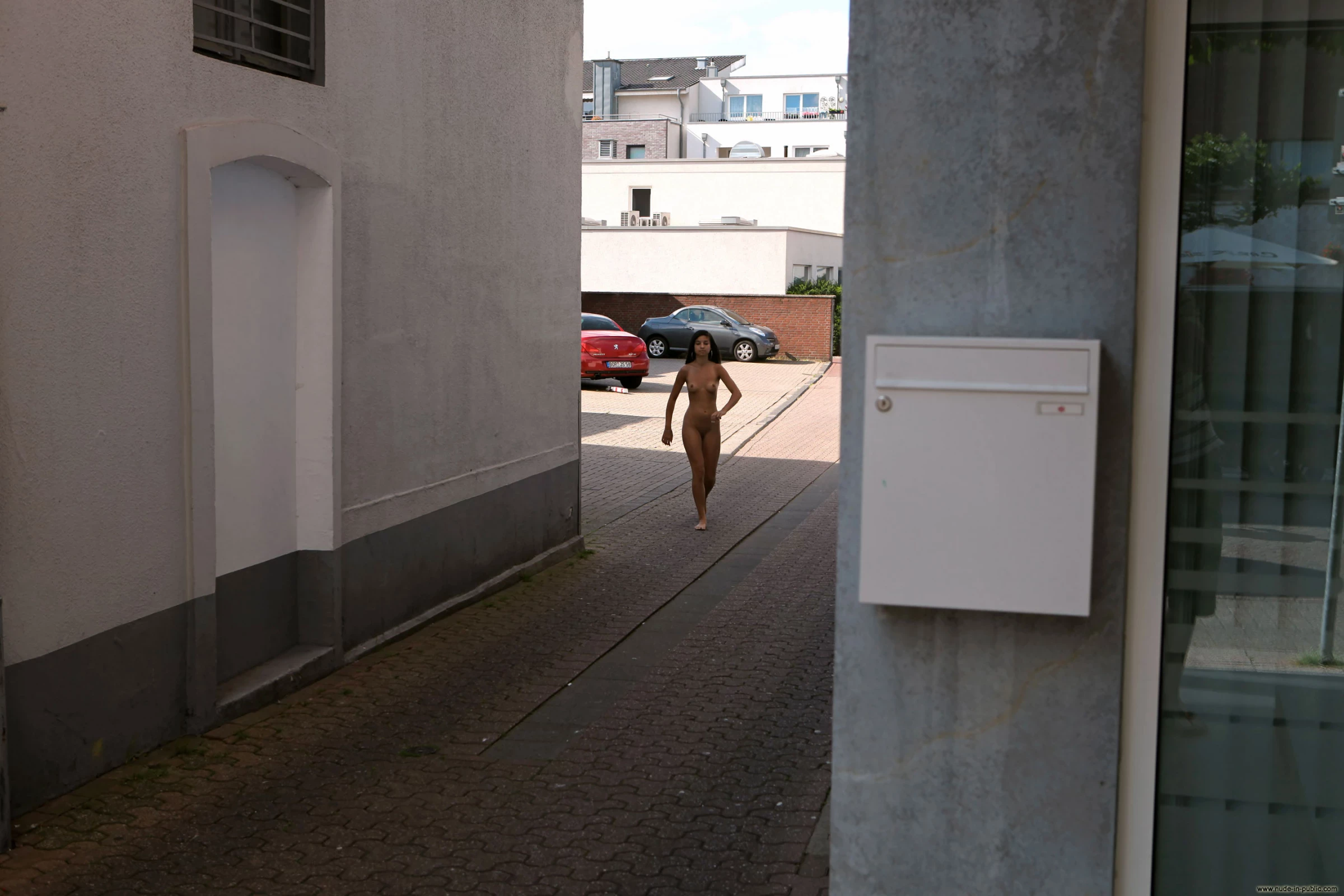 Nika V public nude walk in city [195P]