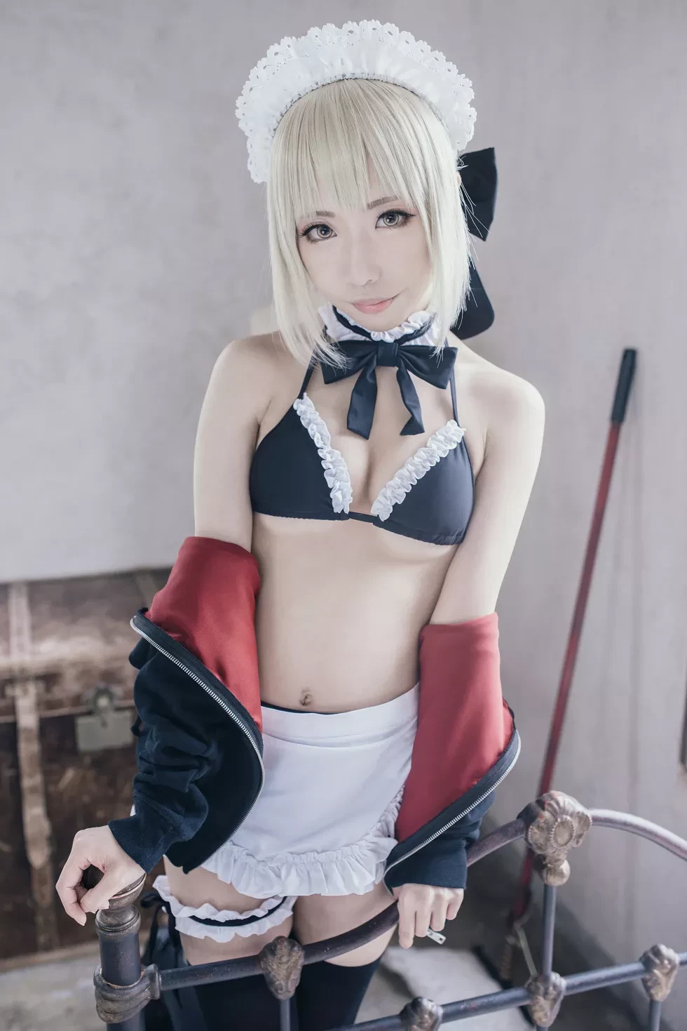 [Cosplay精选]《HeartBreak Morgan》吃雪糕的紧身衣妹子性感写真243P