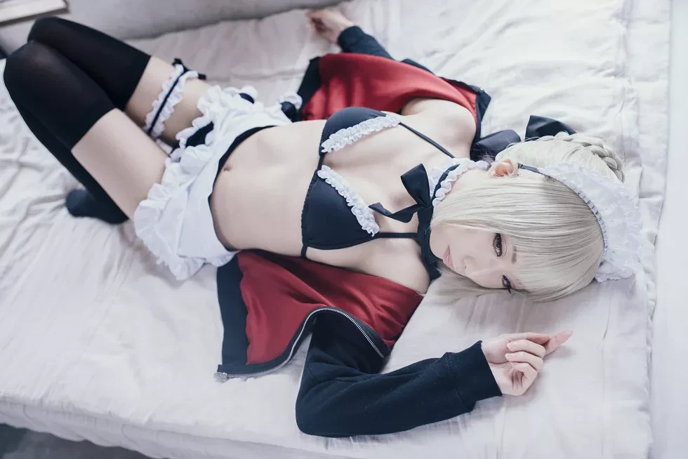 [Cosplay精选]《HeartBreak Morgan》吃雪糕的紧身衣妹子性感写真243P