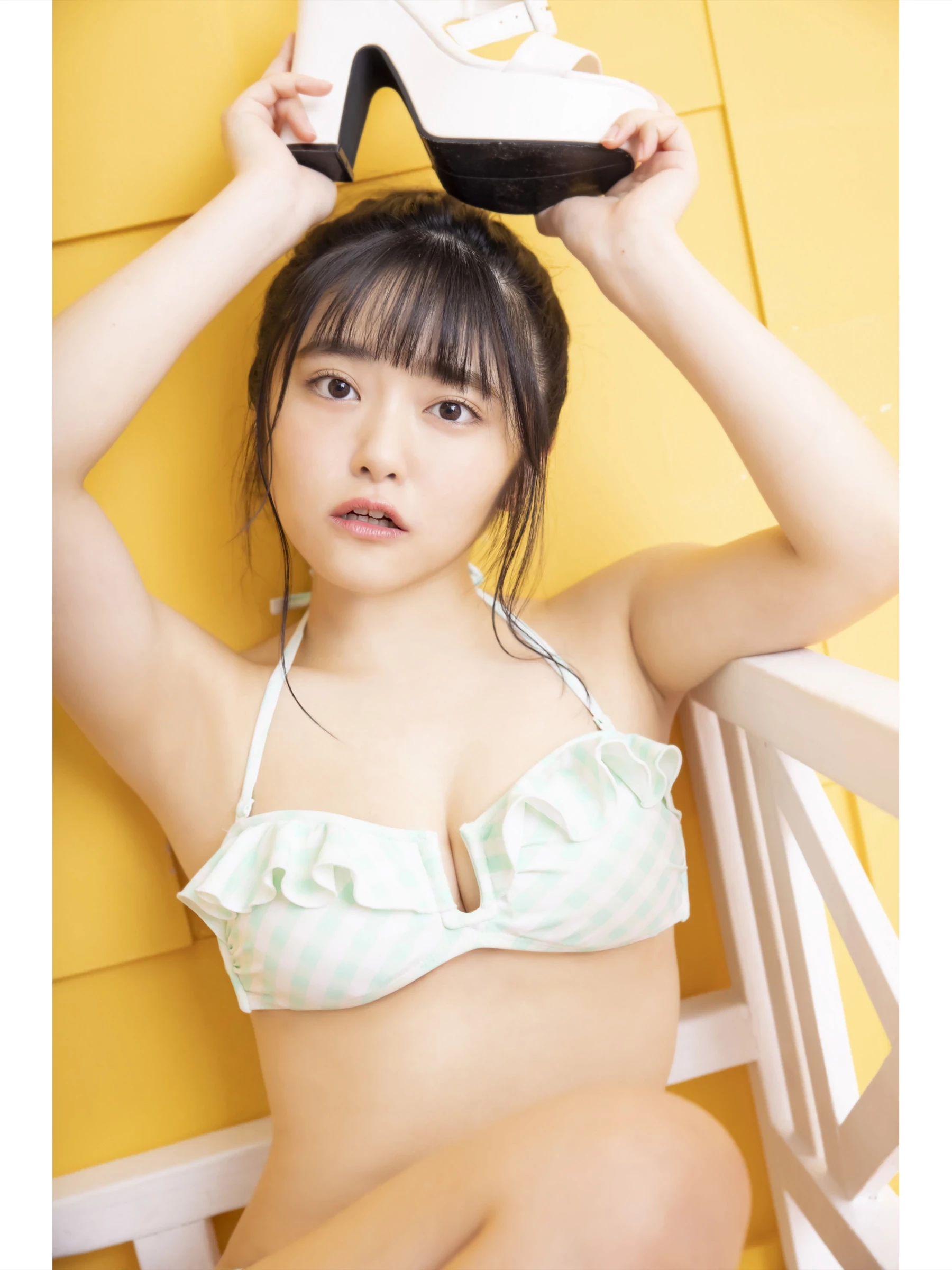 冈田彩梦 デジタル写真集 キミとキャンバスライフ！ [50P]