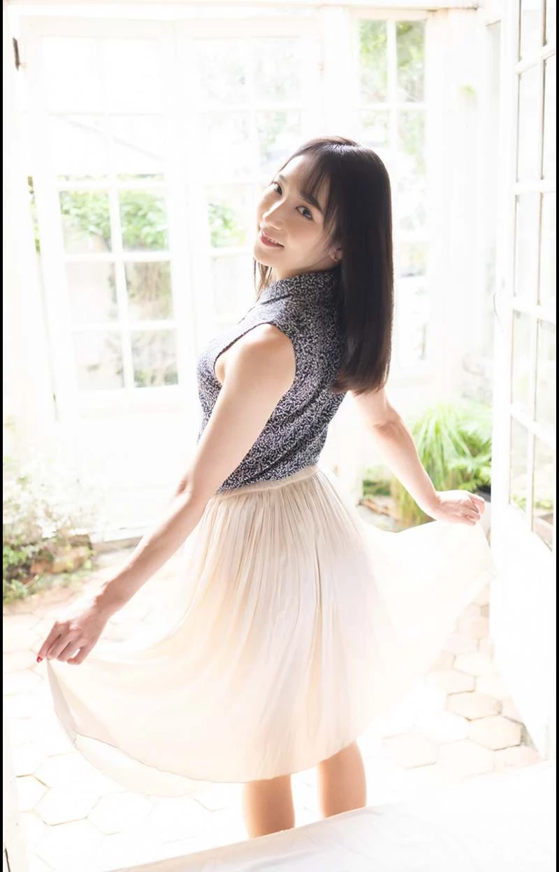 黒川晴美 きれいでエッチなお姊さん[107P]