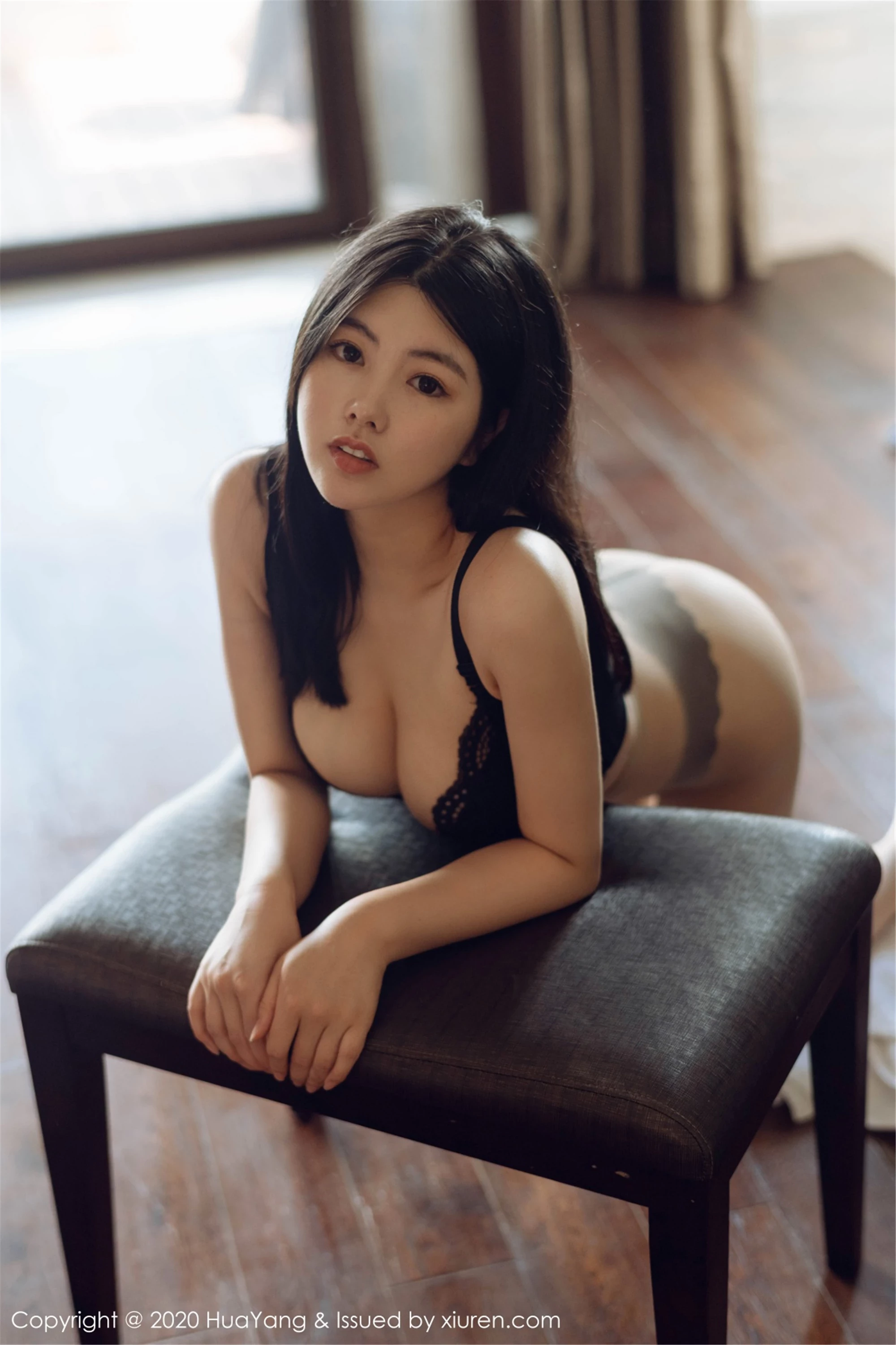 [HuaYang花漾系列]2020.10.12 VOL.303 娜露Selena 完整版无水印写真[56P] ...