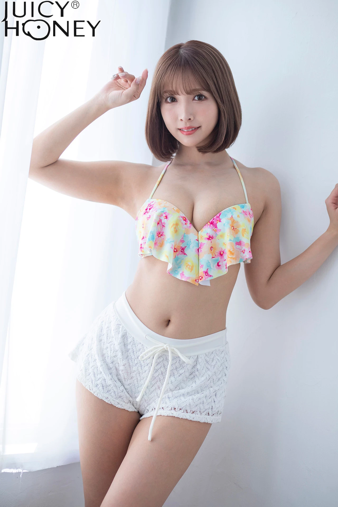 [X-City] Juicy Honeyトレカ连动写真集 ジューシーハニー AVC DX 三上悠爱＆二阶堂梦 1 [100P]