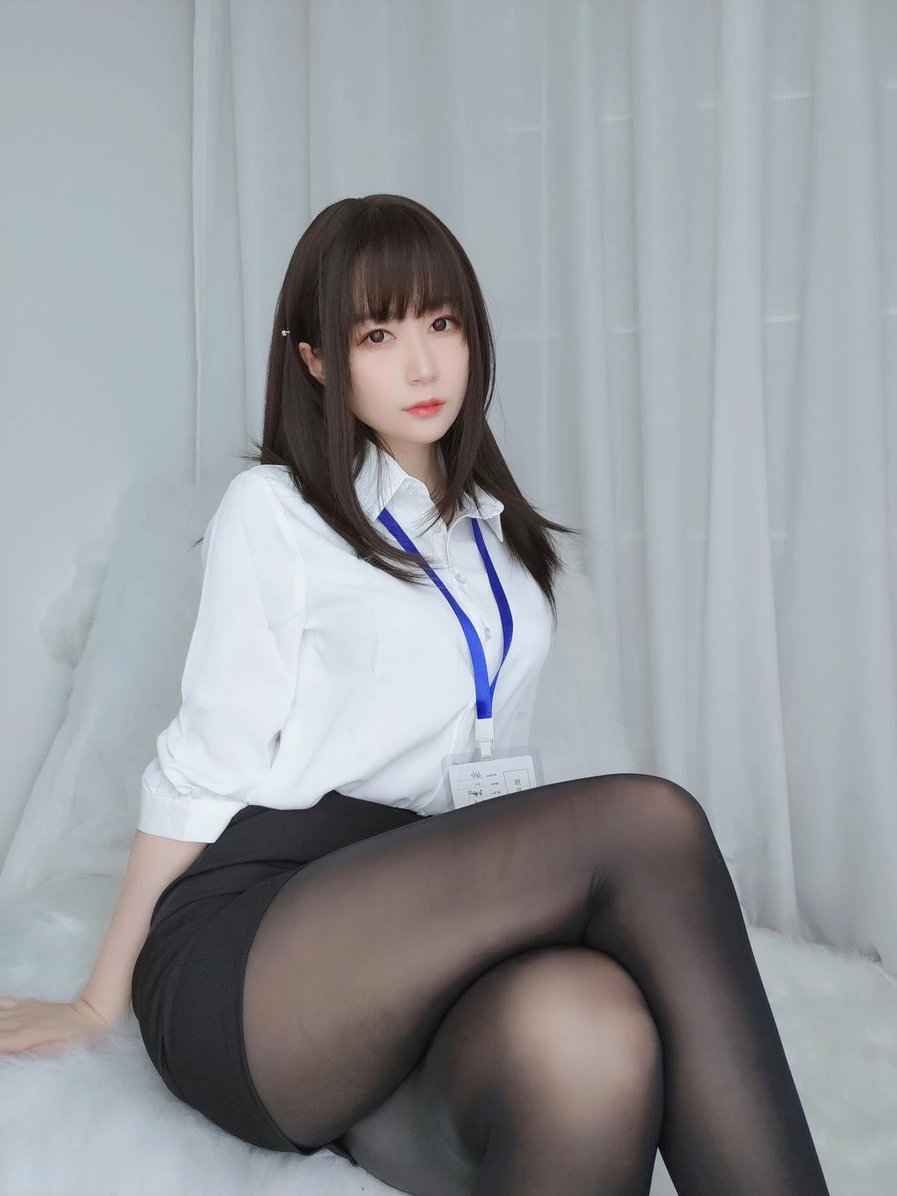 白银81 制服 [121P]