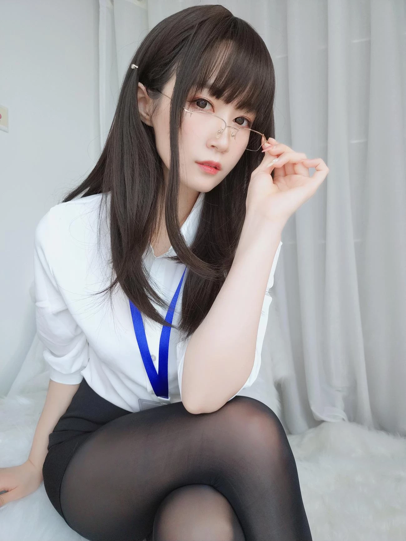 白银81 制服 [121P]