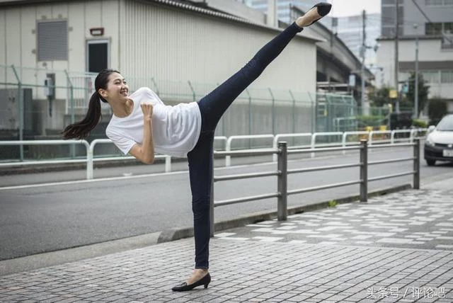 拥有空手道3段的美女~是永 瞳