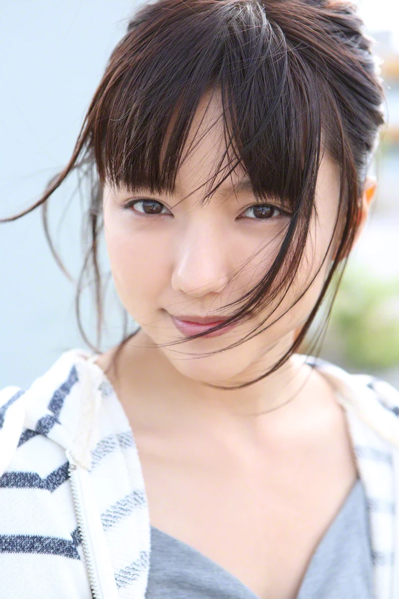 真野恵里菜[Wanibooks] 2015年05月号 #131 Erina Mano [577P]