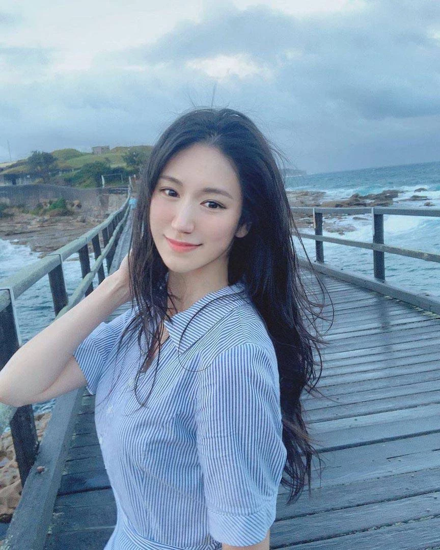 Bora Lee 清新韩国美女模特儿 原来超爱健身