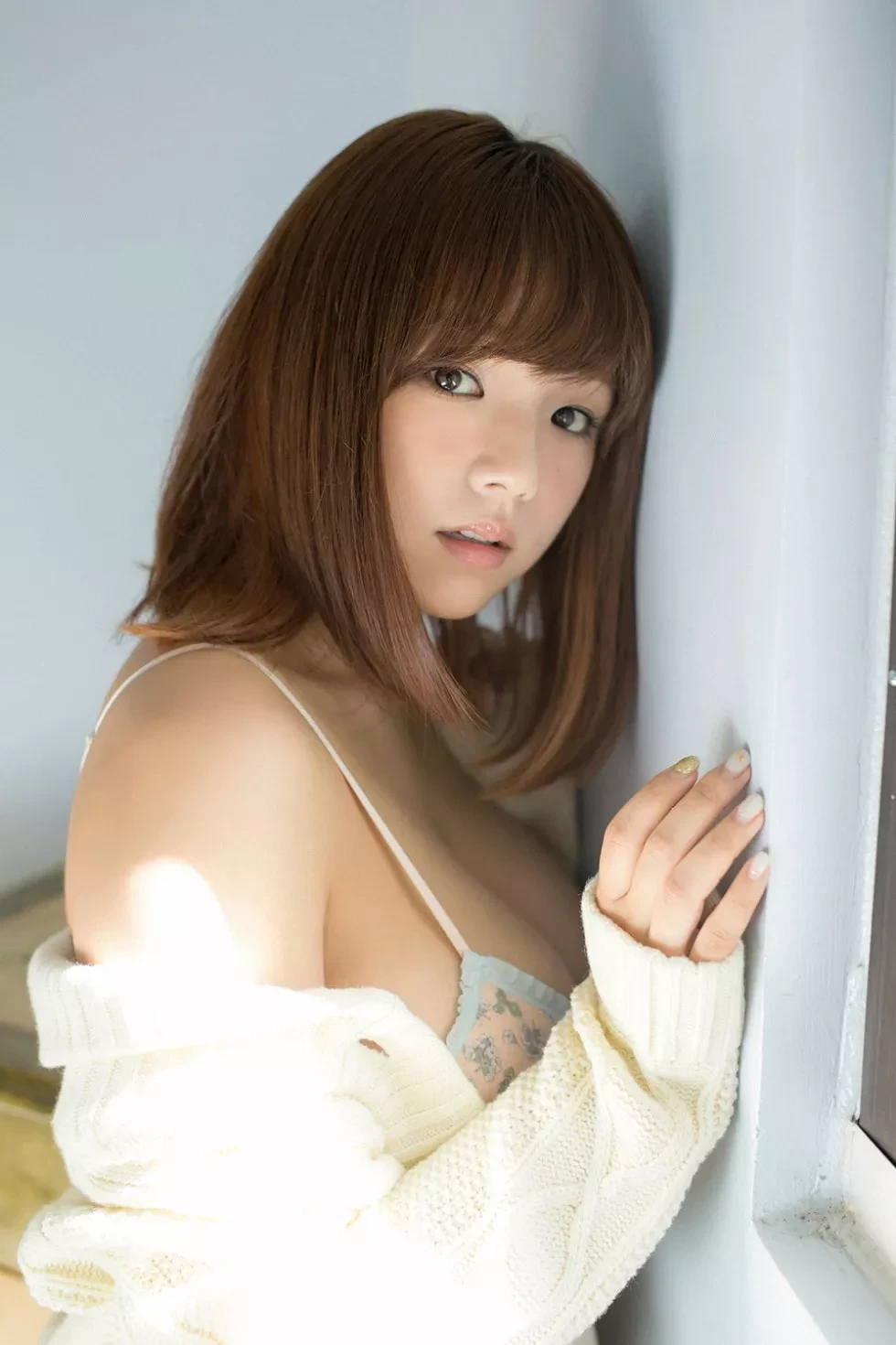 [YS Web]Vol.663_日本童颜巨乳女优筱崎爱最新美胸性感写真100P