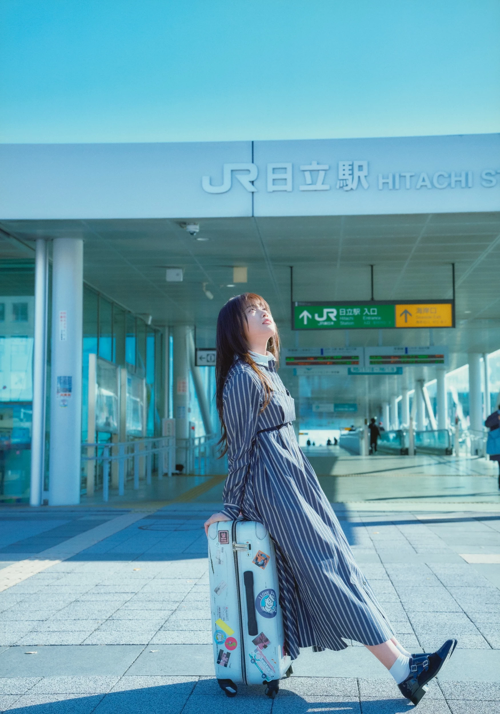 冈部麟[Photobook] 2024.03.27 ファースト写真集“エスカルゴ” [119P]