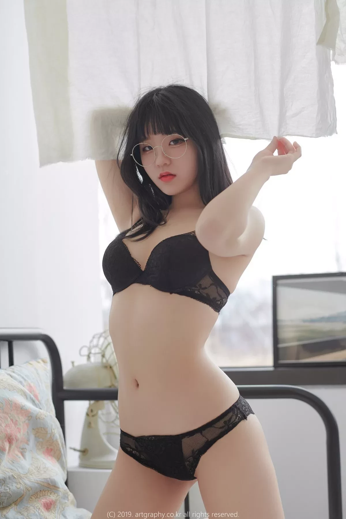 [Artgravia]Vol.057_模特Jenny私房白色短T衫 性感黑色内衣秀完美身材迷人写真44P