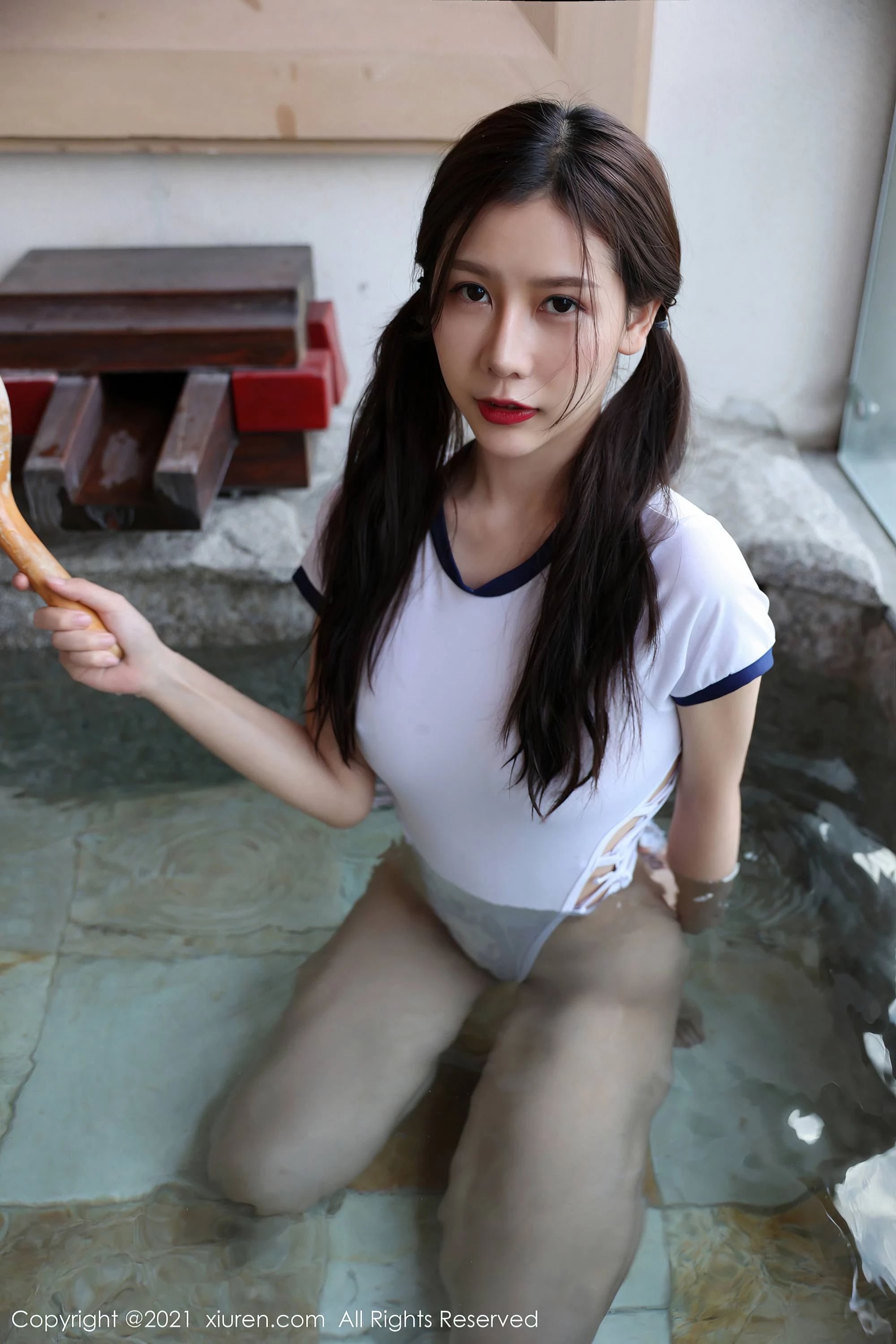 [Xiuren秀人系列]2021.03.15 No.3201 尹甜甜 完整版无水印写真[50P]